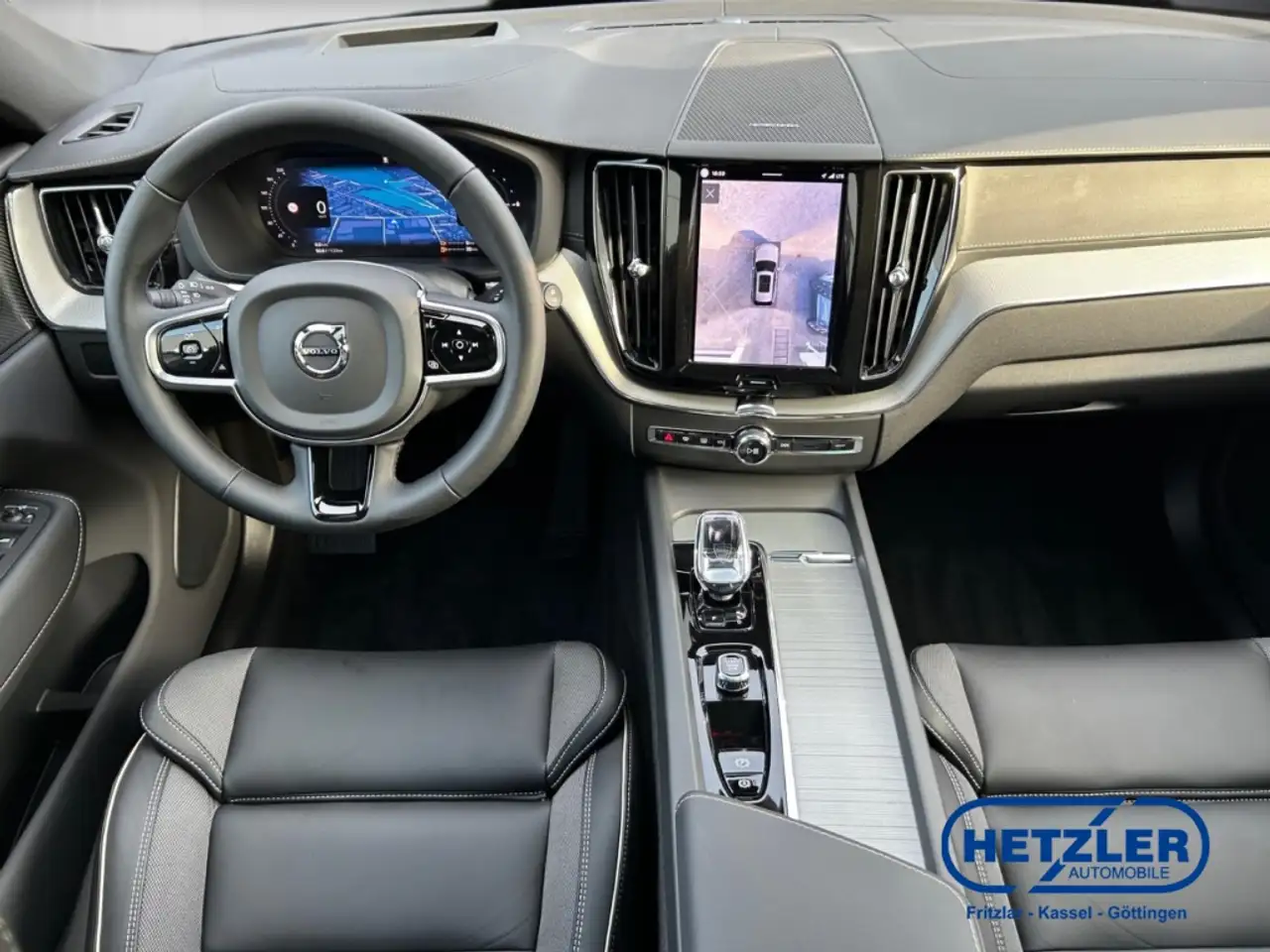 Volvo XC60 2025 — фото 11