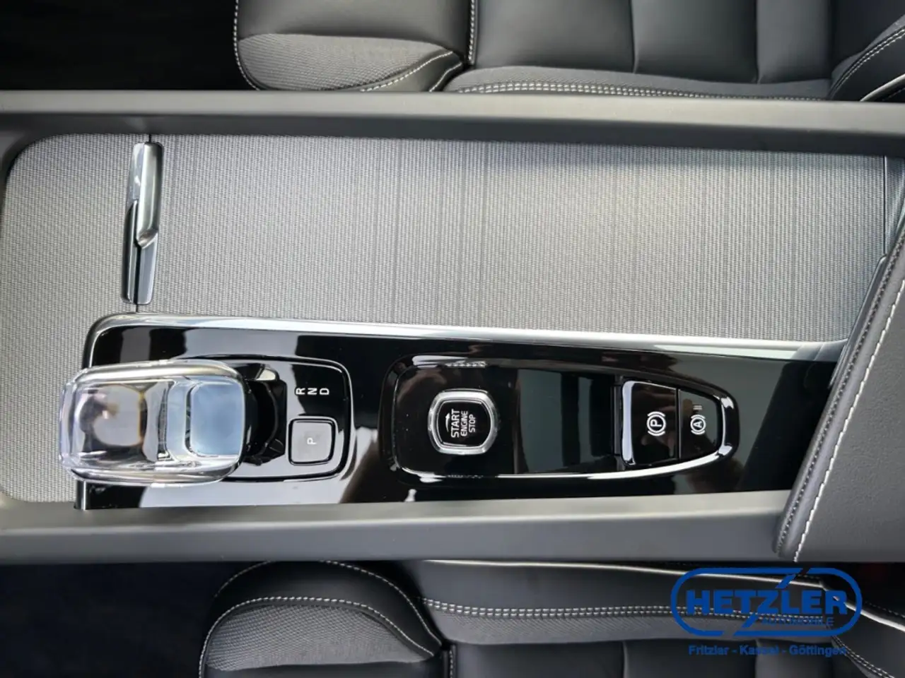 Volvo XC60 2025 — фото 19