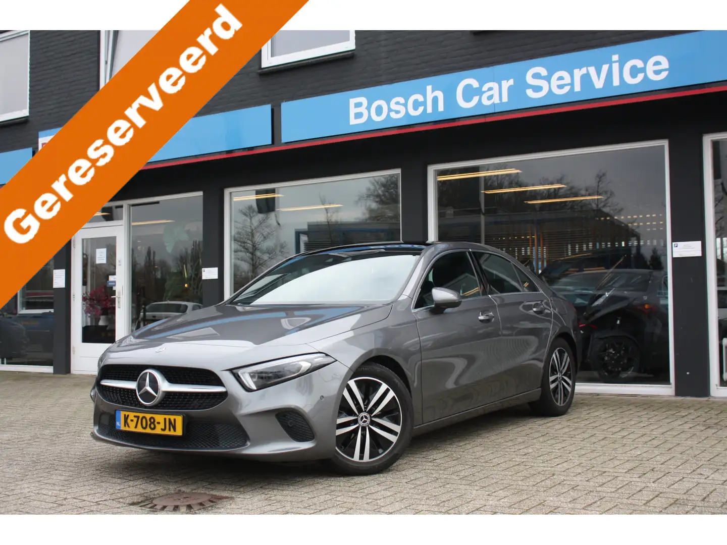 Mercedes-Benz A 180 Business Solution Luxury | Automaat | Pano | Leer Gris - 2