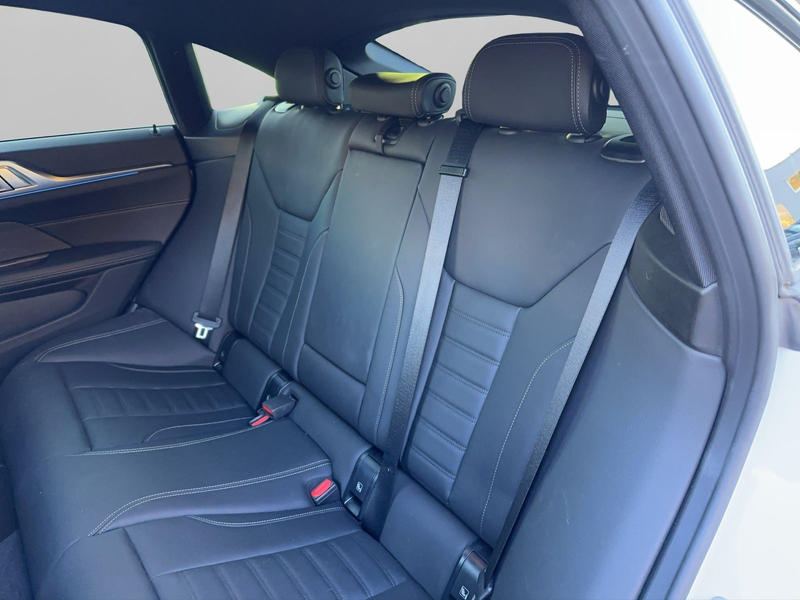 BMW 430 d xDrive Gran Coupé M Sportpaket HK Curved Display — photo 8
