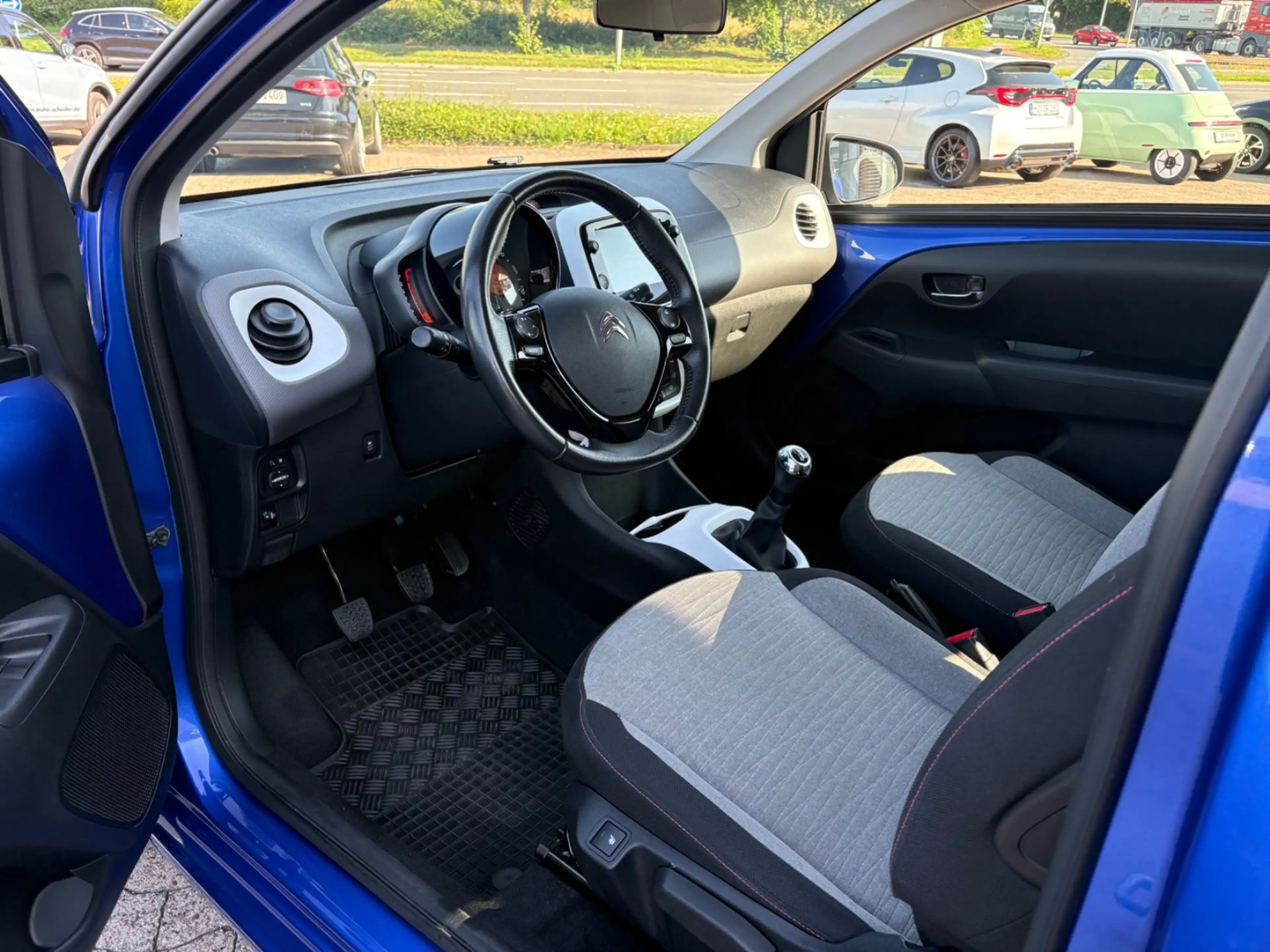 Citroen C1 Shine **WENIG KILOMETER** — photo 4