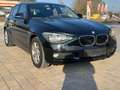BMW 116 116 i Schwarz - thumbnail 3