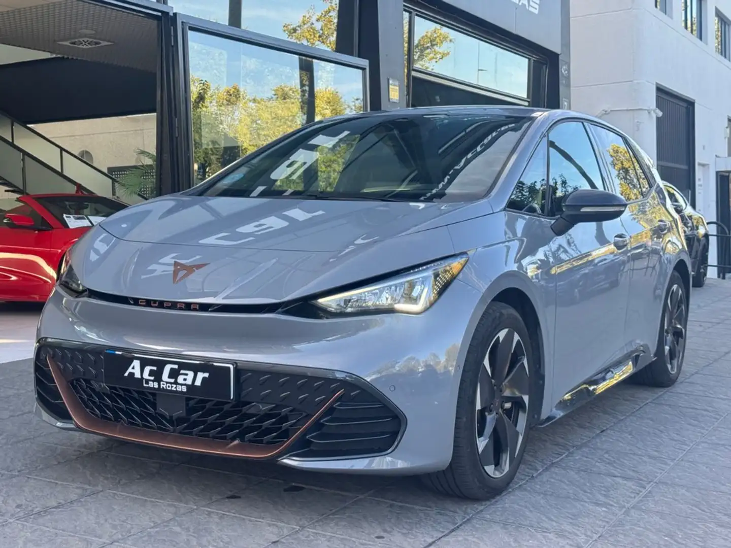 CUPRA Born 170kW (231 CV) 58kWh E-Boost Pack Gris - 2