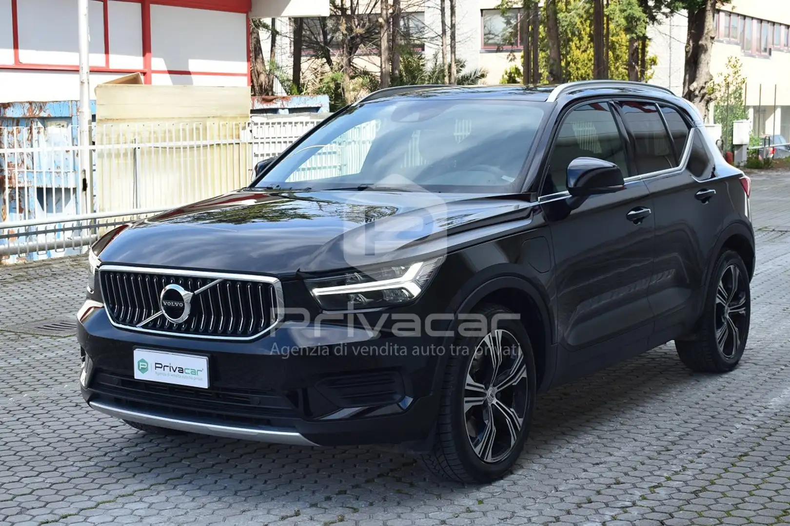 Volvo XC40 XC40 T5 Recharge Plug-in Hybrid Inscription Expres Fekete - 1