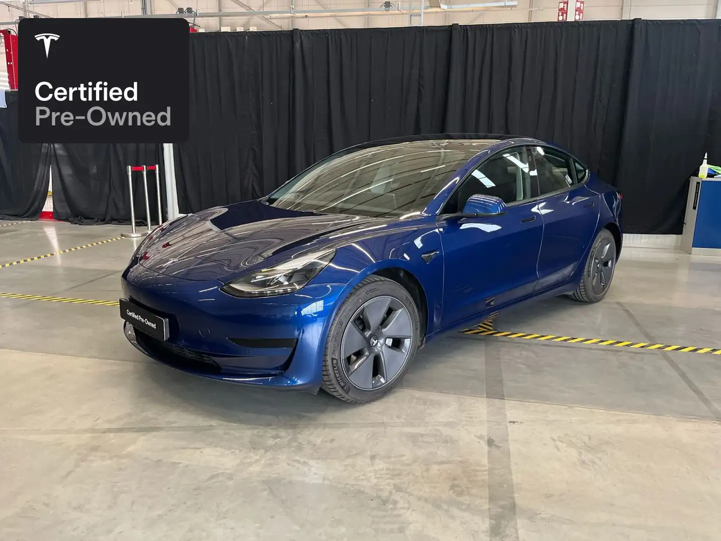 Tesla Model 3 Rear-Wheel Drive “Certified Pre-Owned” Blauw - 1