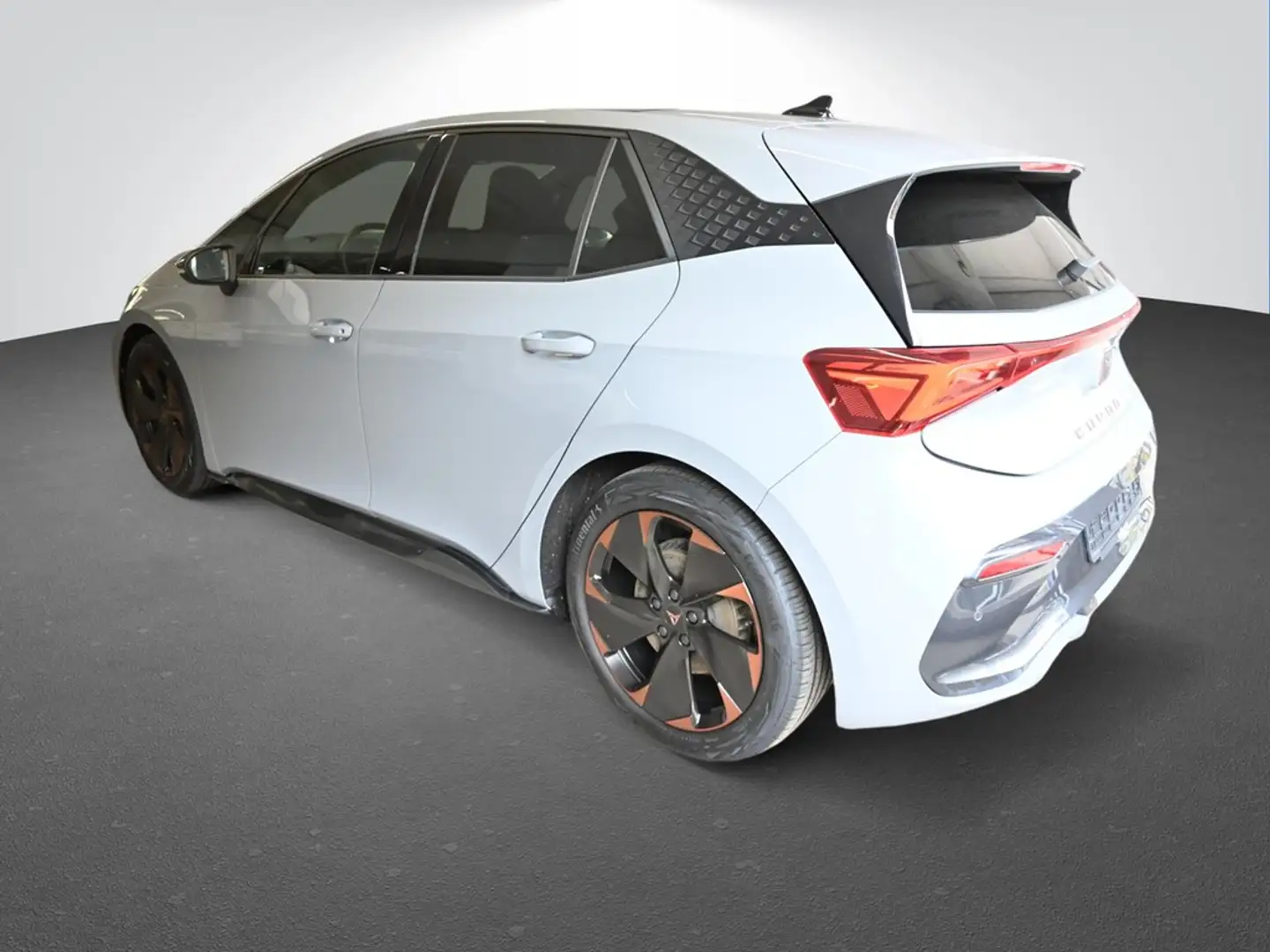 CUPRA Born LED PanoD PDC HUD Grau - 2