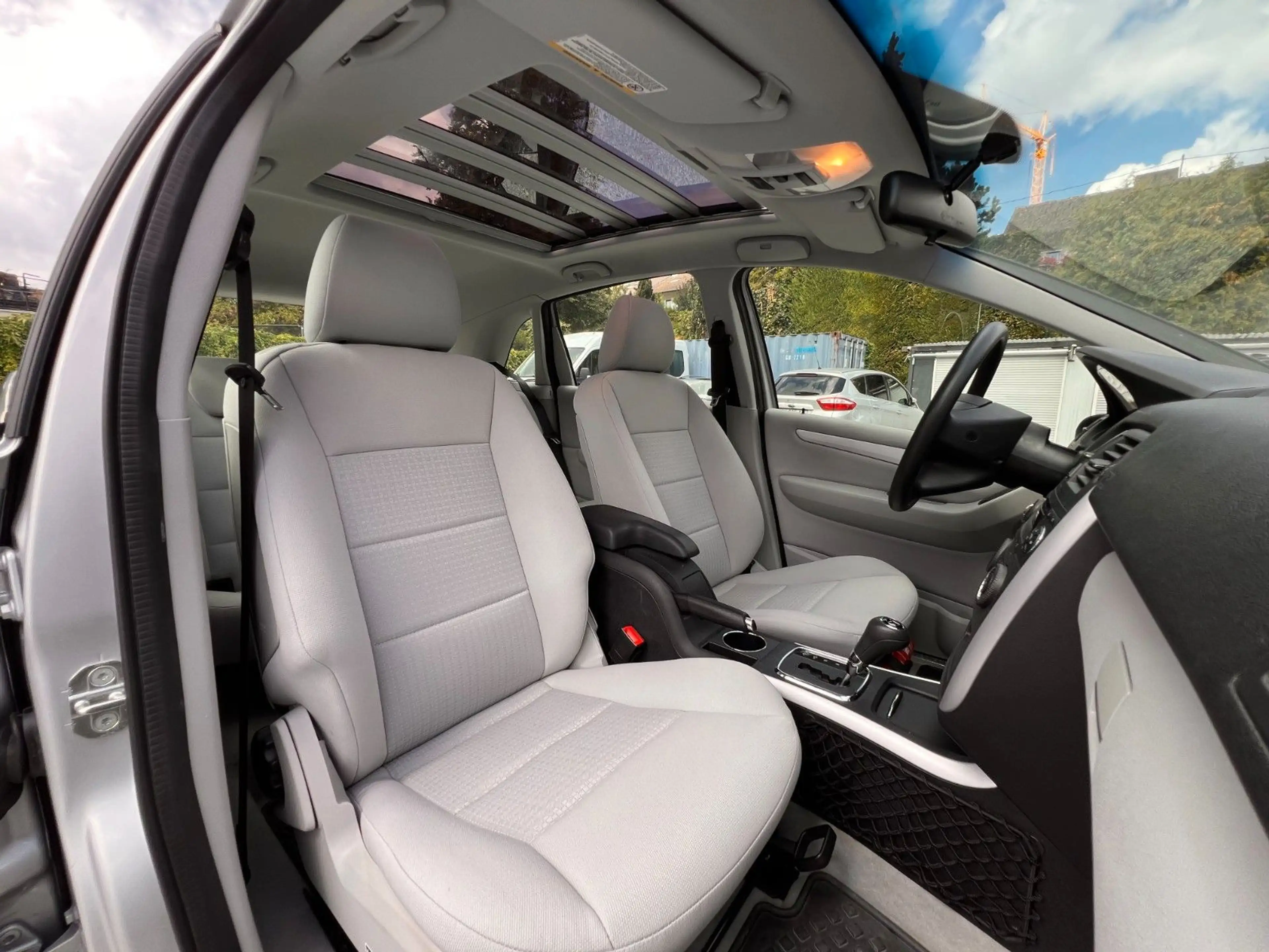 Mercedes-Benz B 170 PANO KLIMA SCHECKHEFT TOP TÜV 08.2028 — photo 6