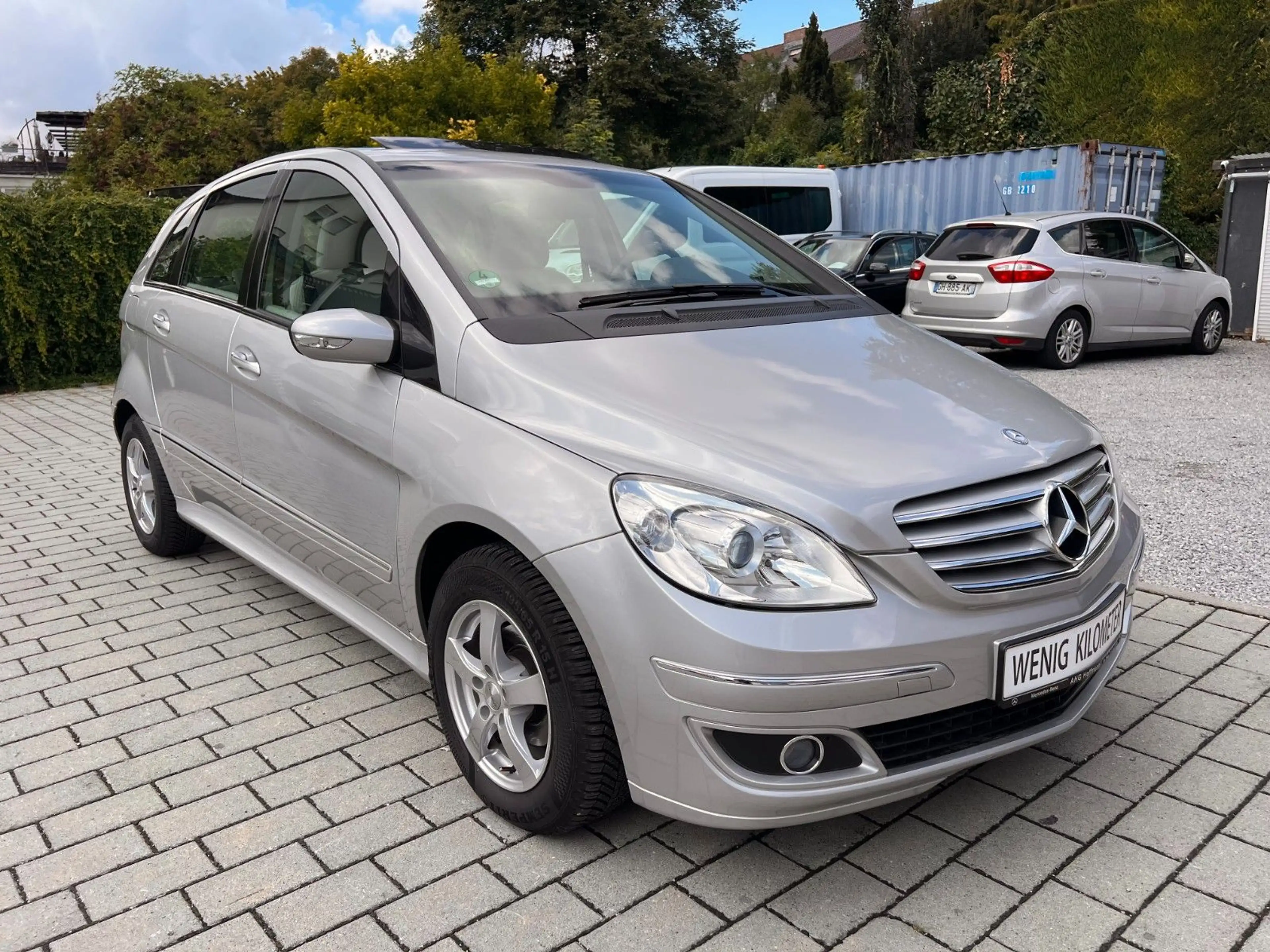 Mercedes-Benz B 170 PANO KLIMA SCHECKHEFT TOP TÜV 08.2028