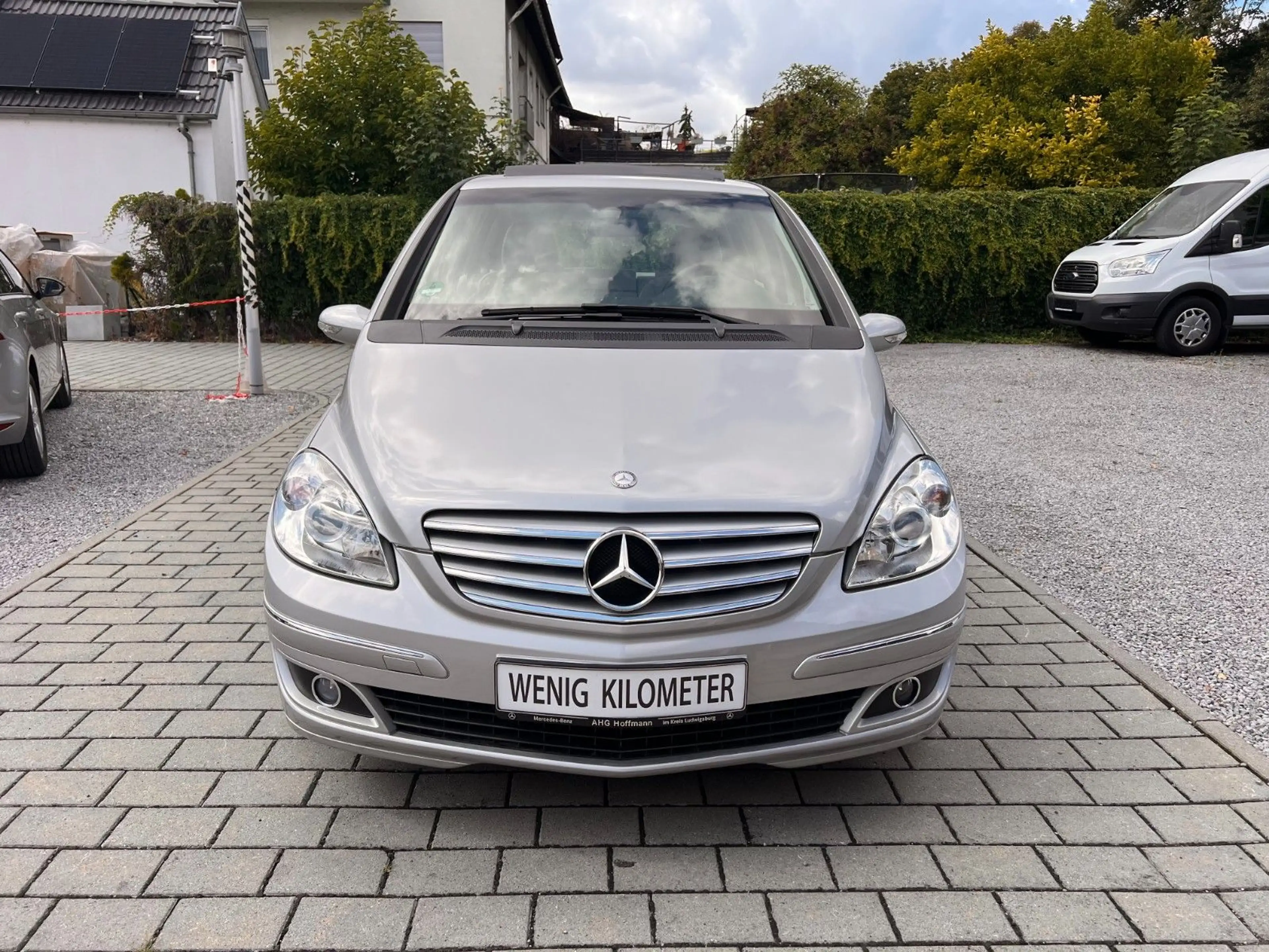 Mercedes-Benz B 170 PANO KLIMA SCHECKHEFT TOP TÜV 08.2028 — photo 2