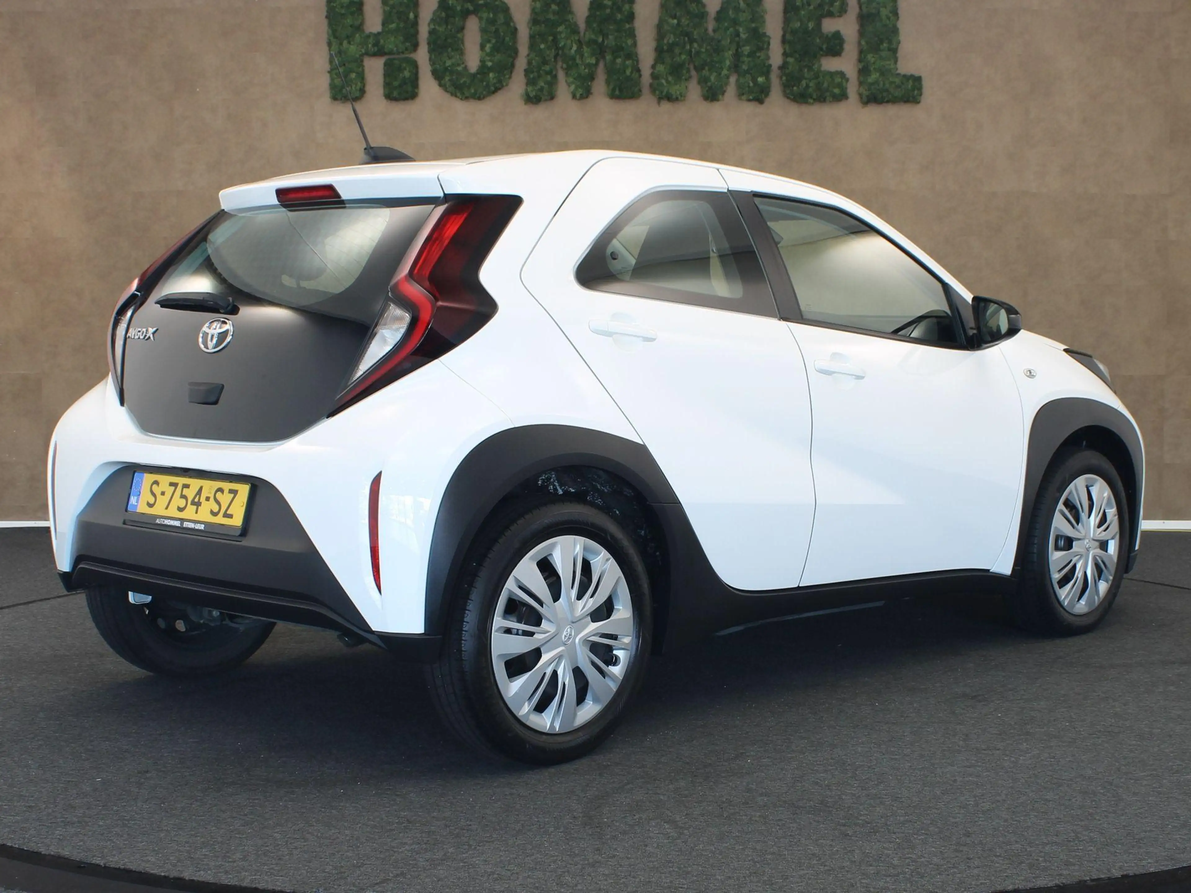 Toyota Aygo X 1.0 VVT-i MT Play - ORIGINEEL NEDERLANDSE AUTO - A — photo 6
