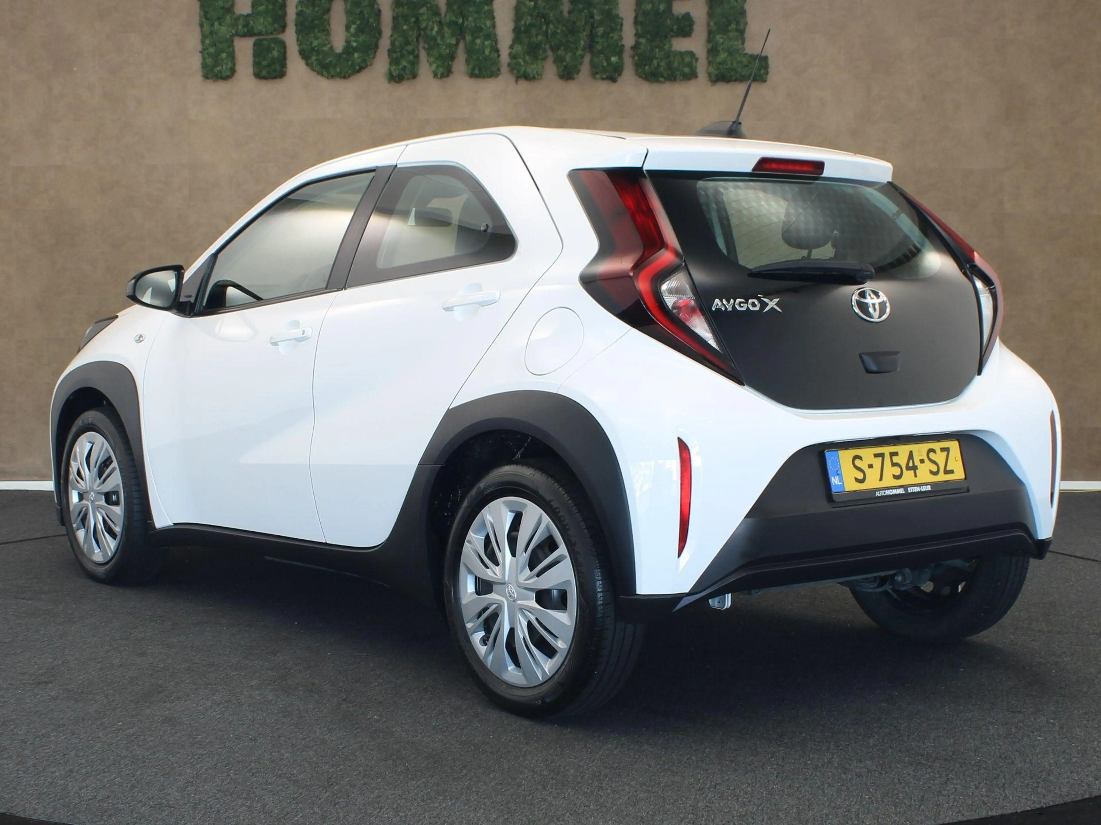 Toyota Aygo X 1.0 VVT-i MT Play - ORIGINEEL NEDERLANDSE AUTO - A — photo 7