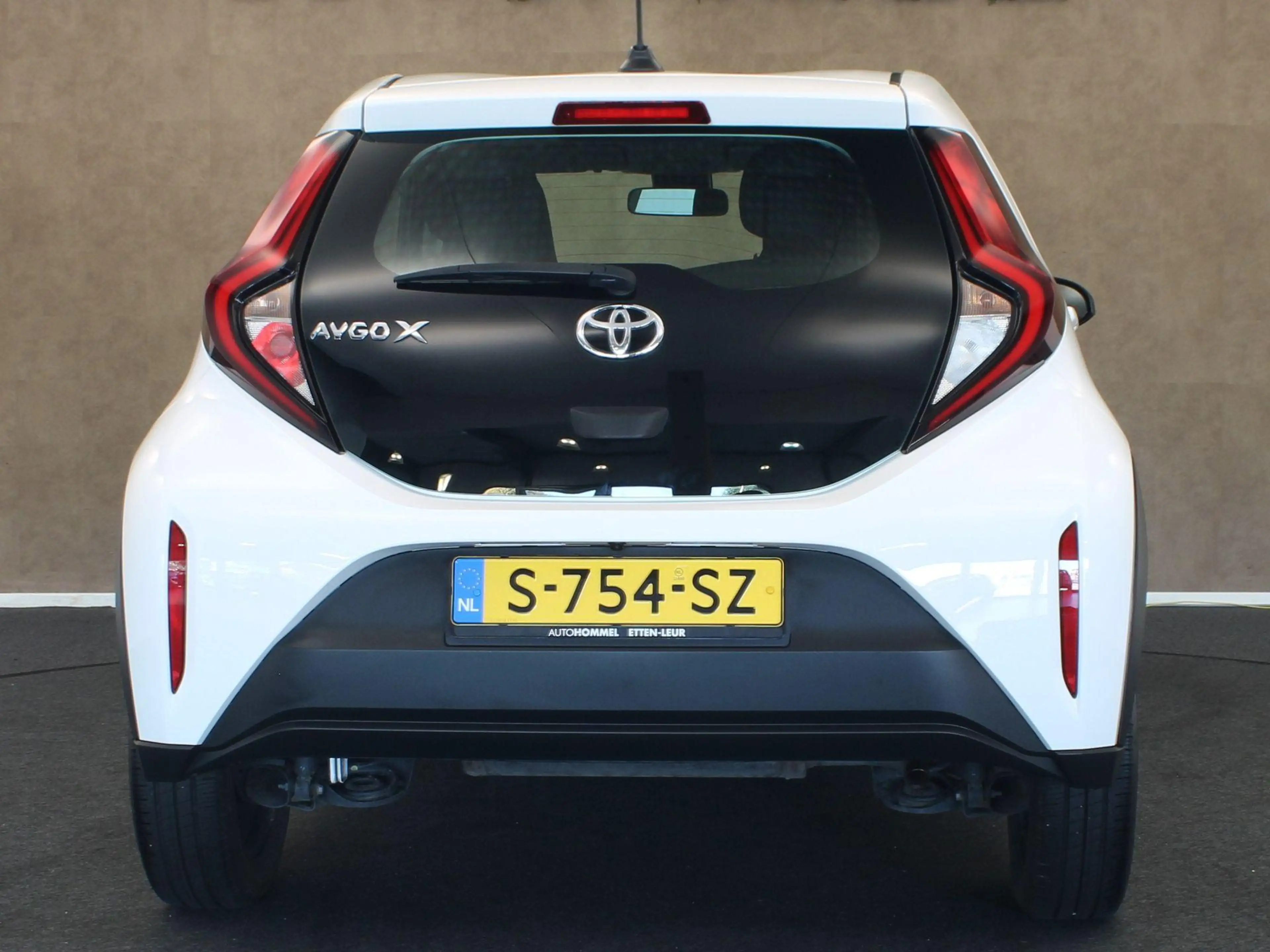 Toyota Aygo X 1.0 VVT-i MT Play - ORIGINEEL NEDERLANDSE AUTO - A — photo 15
