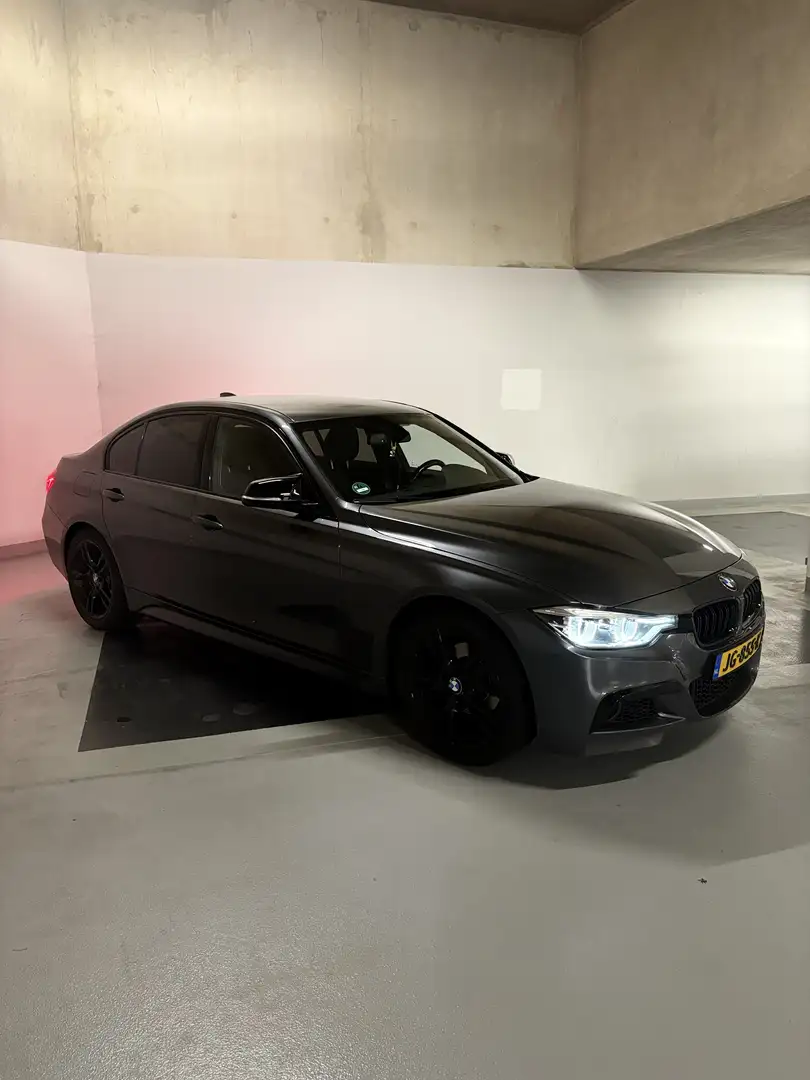 BMW 318 Aut. M Sport - 2