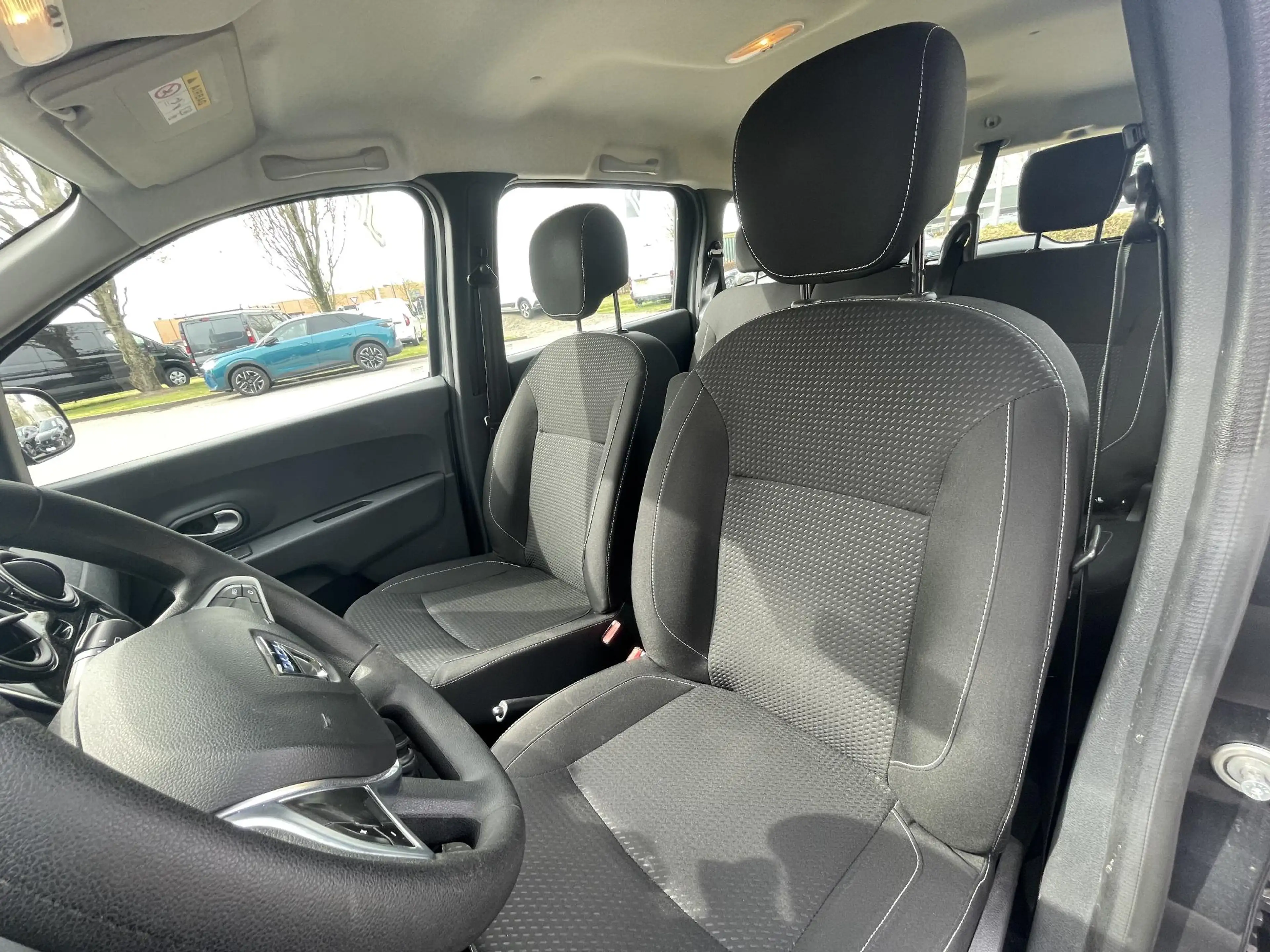 Dacia Lodgy 1.3 TCe Comfort 5p. | Camera | Airco | Armsteun | — photo 14