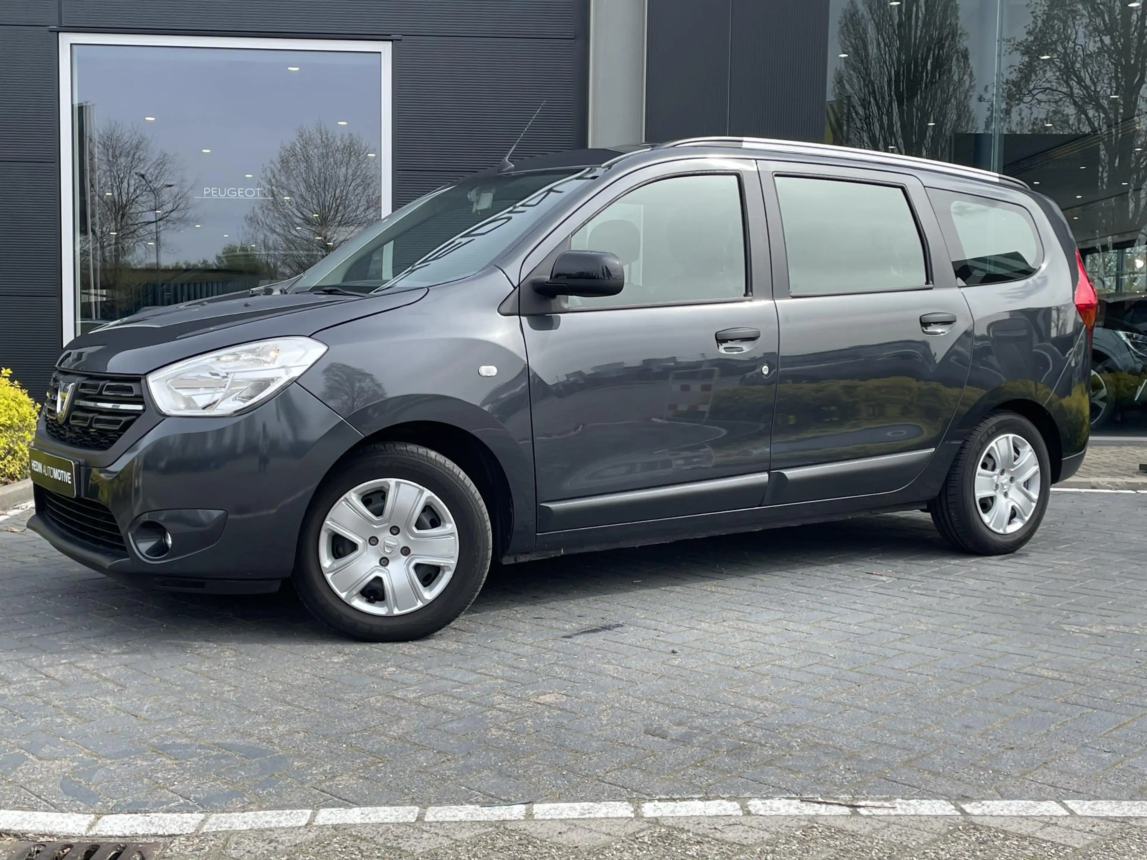 Dacia Lodgy 1.3 TCe Comfort 5p. | Camera | Airco | Armsteun | — photo 5