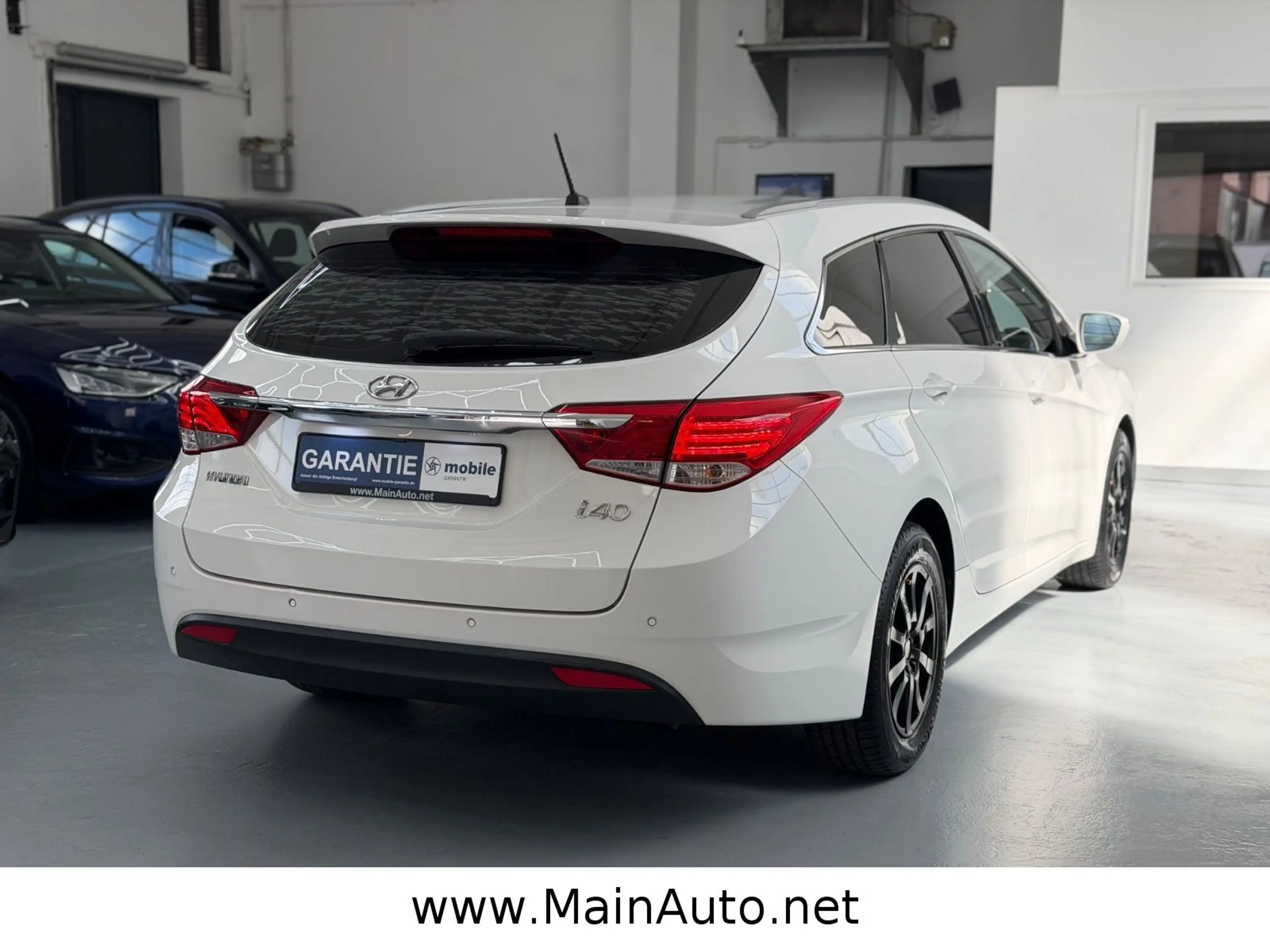 Hyundai i40 cw Comfort 1.Hand/2xPDC/SitzHeiz/81000KM — photo 6