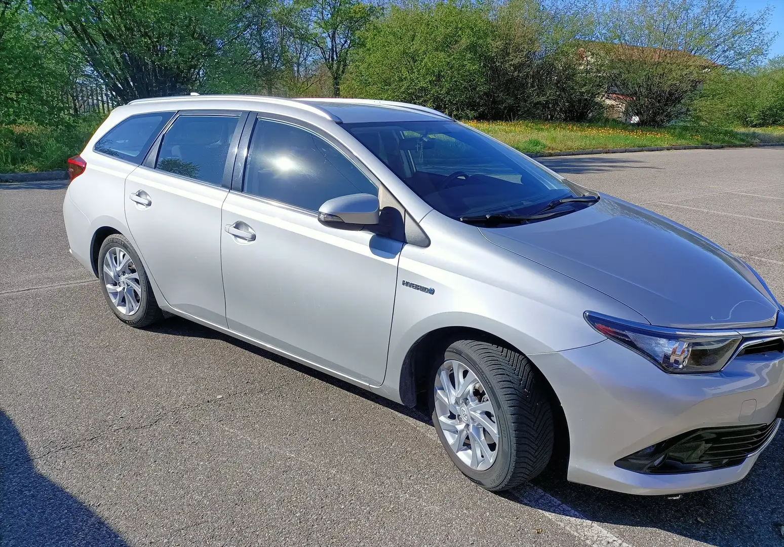 Toyota Auris Auris Touring Sport 1.8 hybrid + GPL Argento - 1