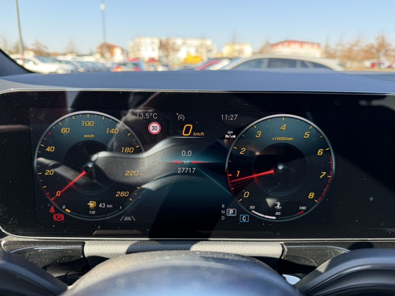 Mercedes-Benz GLA 200 AMG+AHK+KAM+LED+NAVI+PDC+WIDE+SHZ — photo 14
