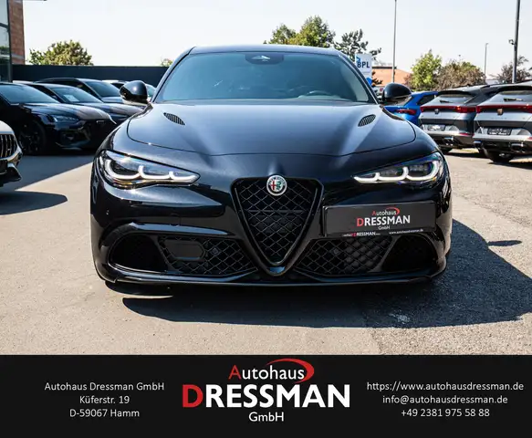 Alfa Romeo Giulia view 2