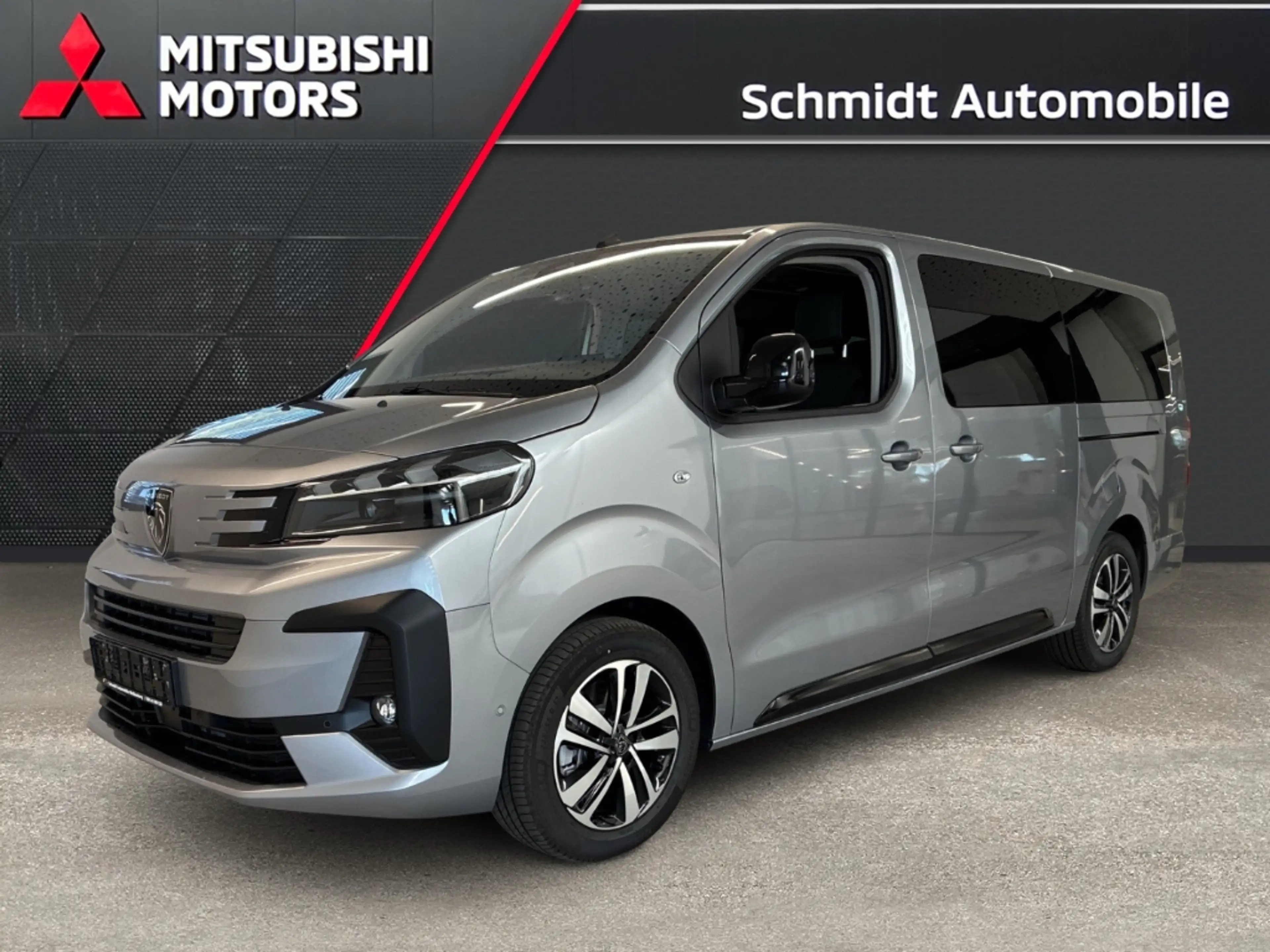 Peugeot Traveller Allure L3 2.2 BluHDI180 EAT8 2x el.Schiebetür Pano