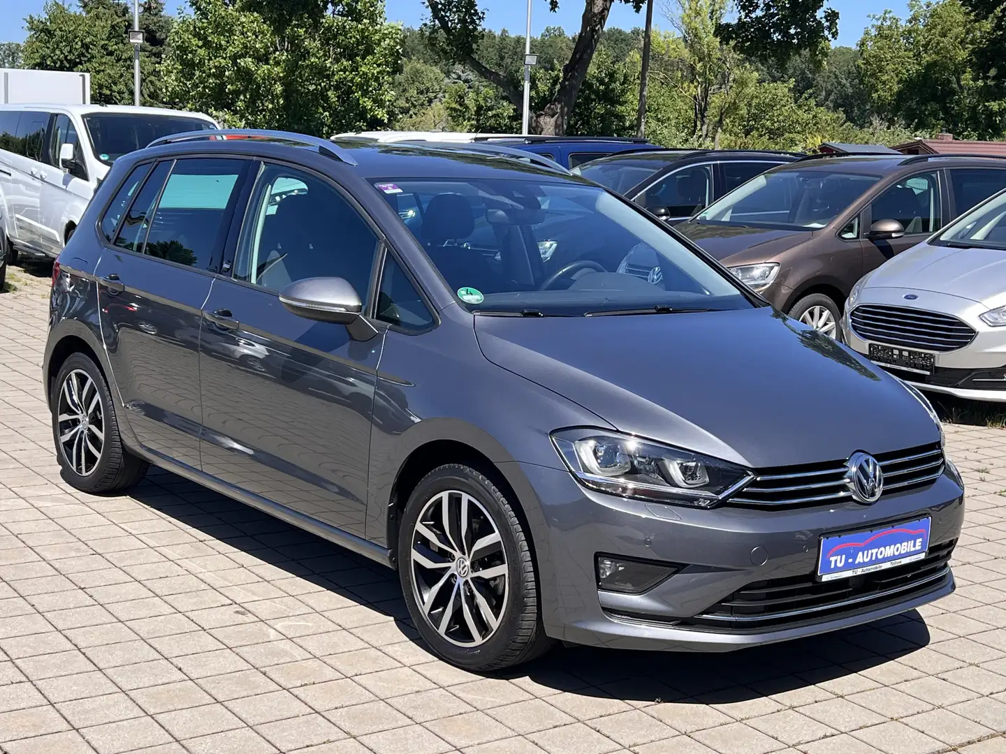 Volkswagen Golf Sportsvan VII Sound DSG AHK-ACC-NAVI-RKAM-DYNAUDIO-LED Gris - 1