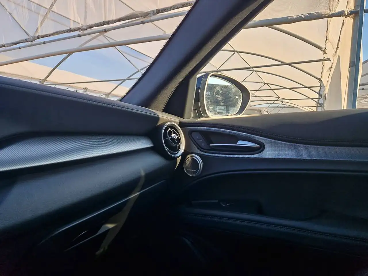 Alfa Romeo Stelvio 2025 — фото 24