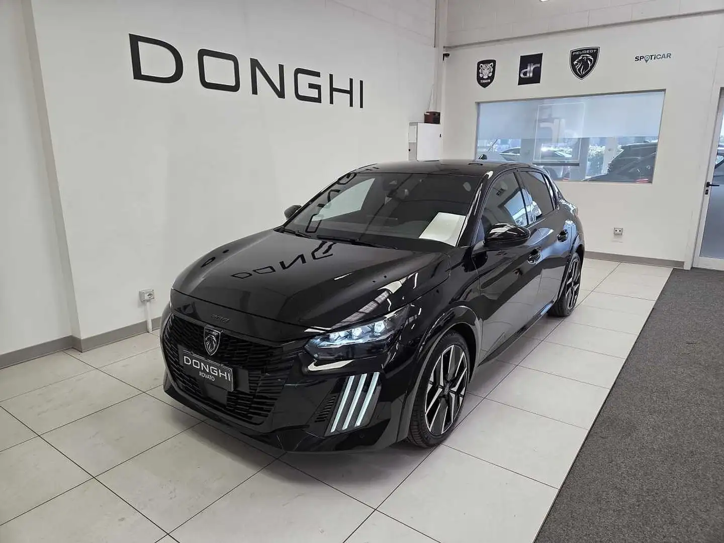 Peugeot 208 GT 1.2 Hybrid 145cv e-DCS6 AZIENDALE! Nero - 1