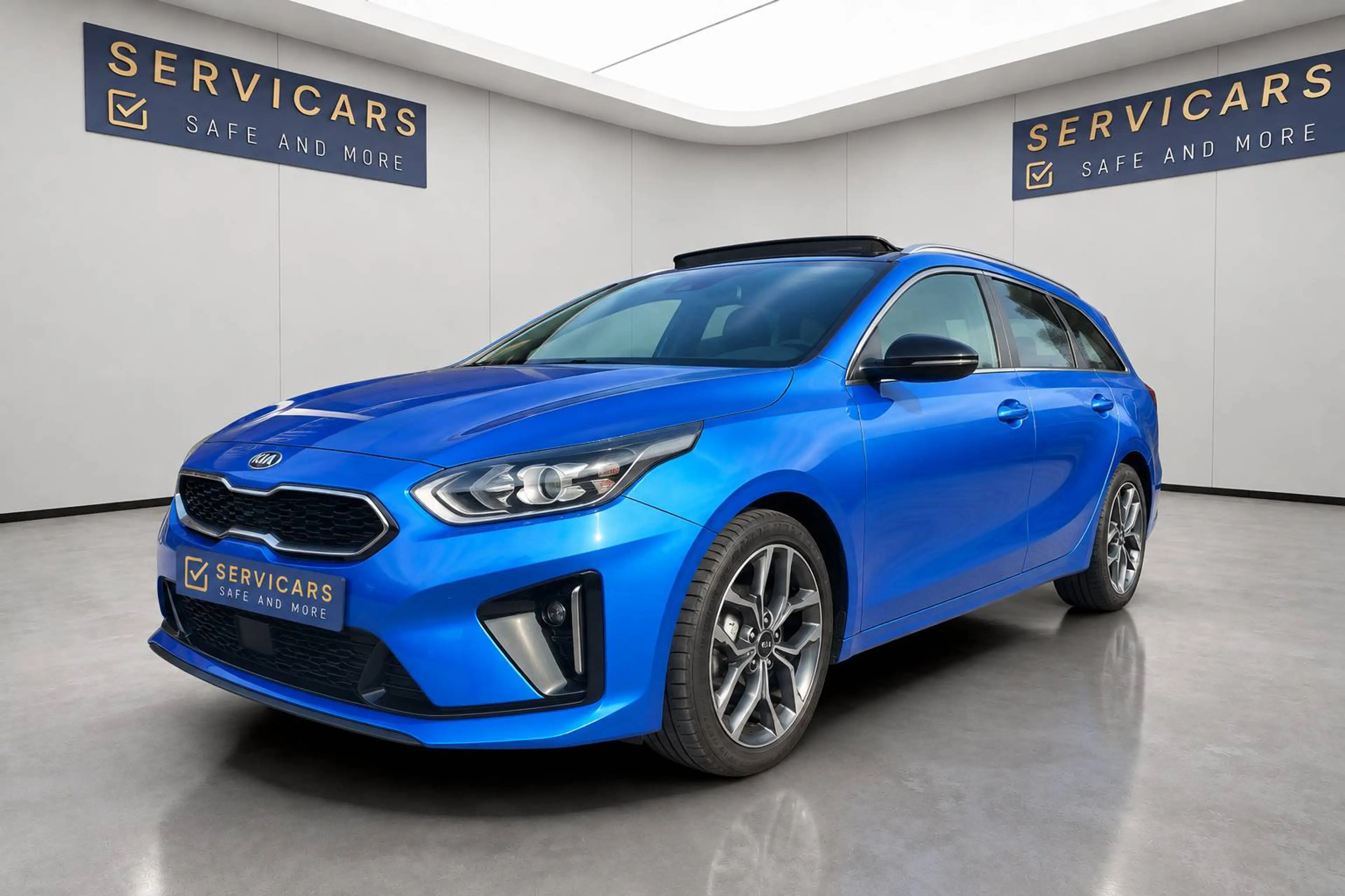Kia Ceed SW / cee'd SW @SERVICARS DIRECT LIEGE - Ceed SW 1.4 T-GDi GT-Line ISG DCT - PANO - JBL - GARANTIE