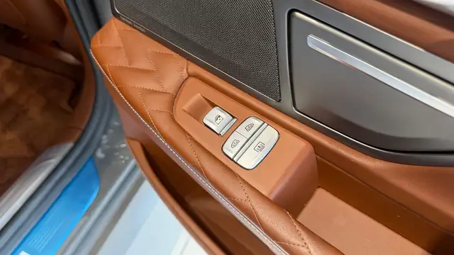 BMW 730 7er-Reihe Diesel Allrad (G11)  xDrive Aut. *VOLL Ansicht 36