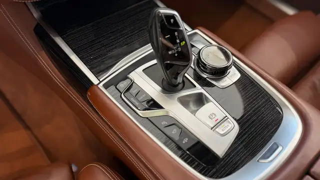 BMW 730 7er-Reihe Diesel Allrad (G11)  xDrive Aut. *VOLL Ansicht 22