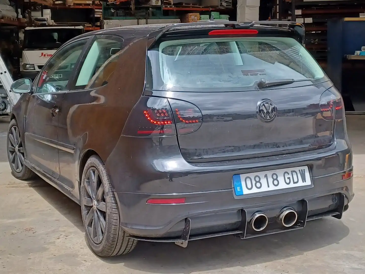 Volkswagen Golf Golf 1.9TDI Highline Bluemotion 105 Negro - 1