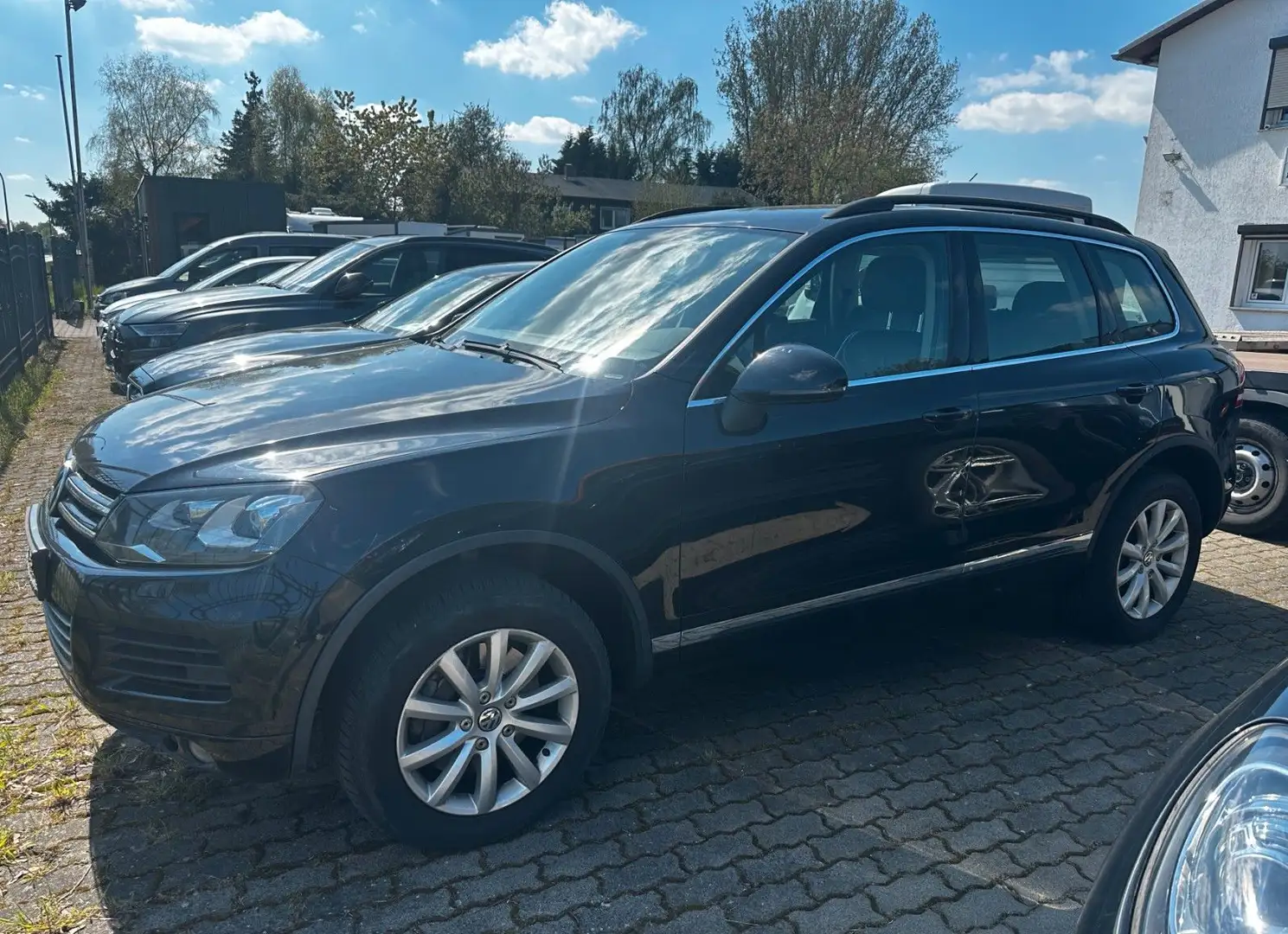 Volkswagen Touareg 4,2L V8 TDI Xenon Leder Standheizung Schwarz - 1