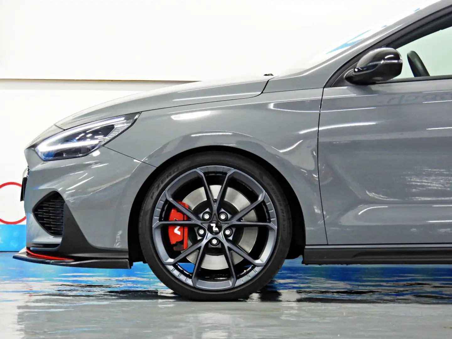 Hyundai i30 2.0 TGDI N Performance Sky DT 280 Grau - 2