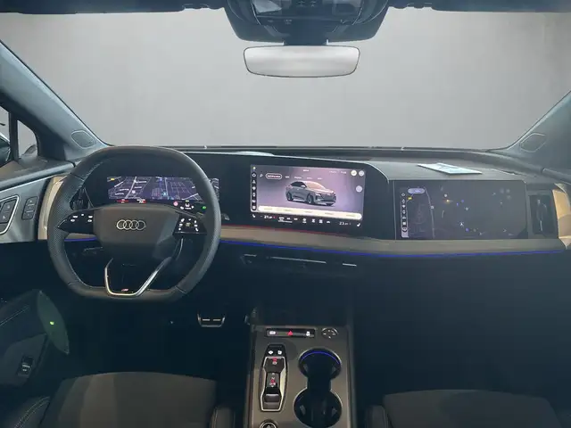 Audi E-Tron view 8