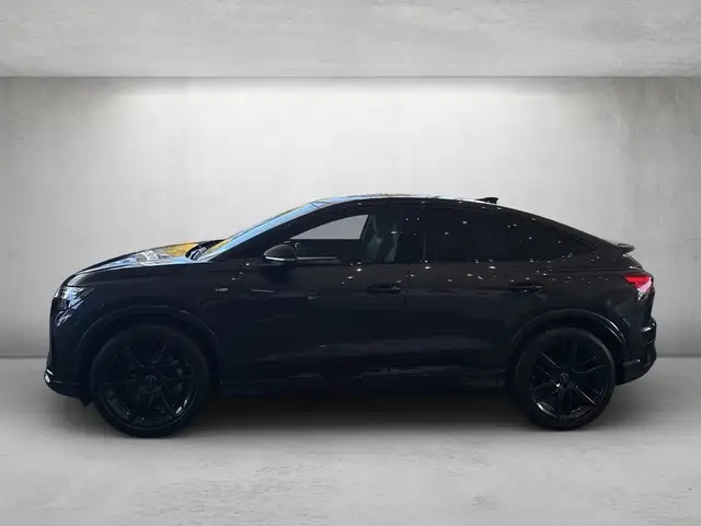 Audi E-Tron view 2