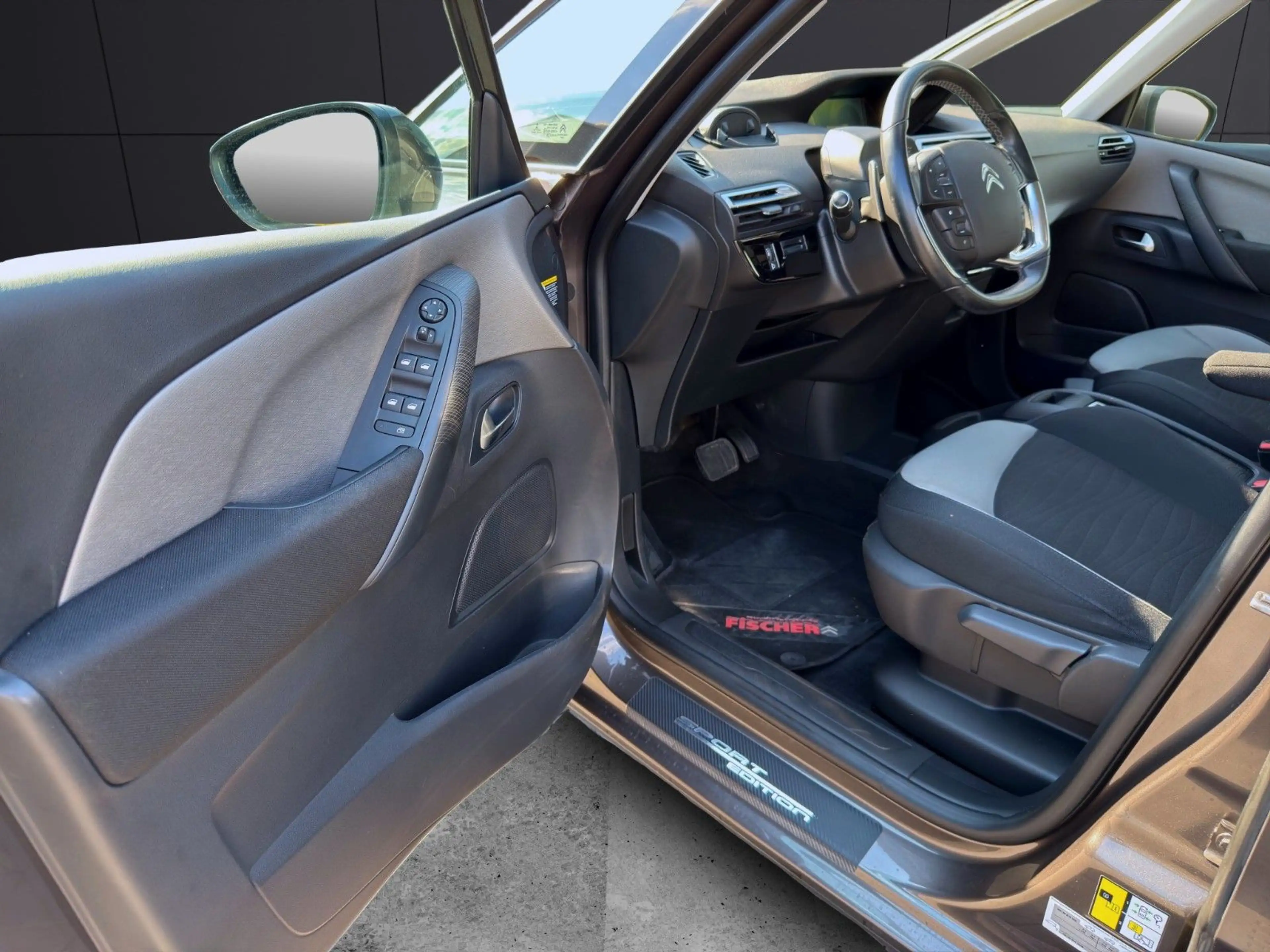 Citroen C4 Picasso C4 PSelection 1.Hand~Automatik~Kamera~Webasto — photo 13