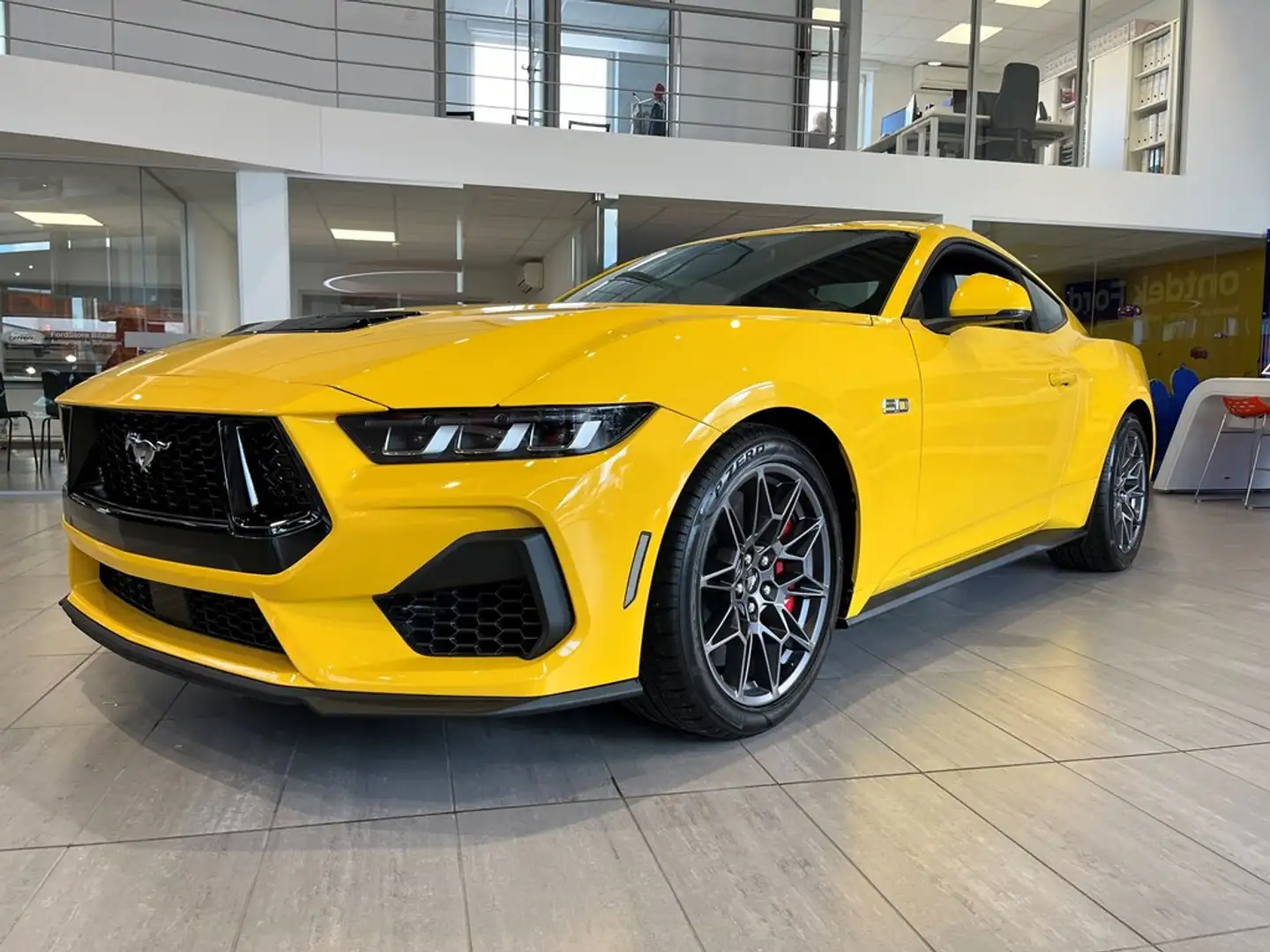 Ford Mustang GT Fastback S650 5.0i V8 446PK A10  MagneRide // Y Yellow - 1