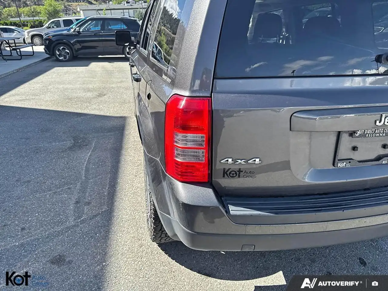 Jeep Patriot снимка Jeep Patriot