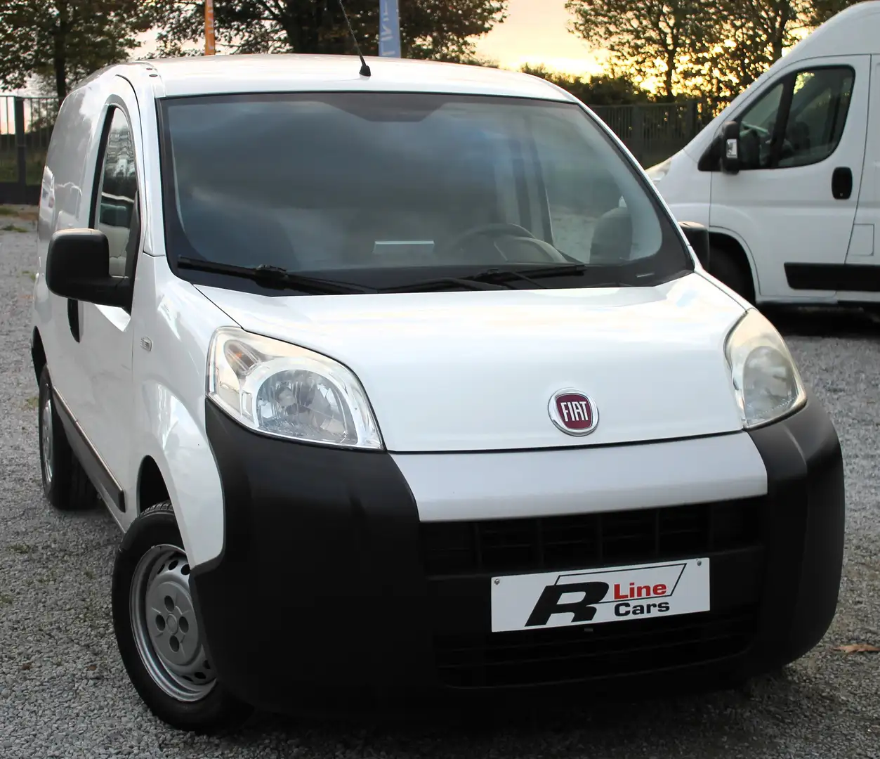 Fiat Fiorino 1.4i ESSENCE UTILITAIRE (EURO 6b) TVA DEDUCTIBLE Blanc - 2
