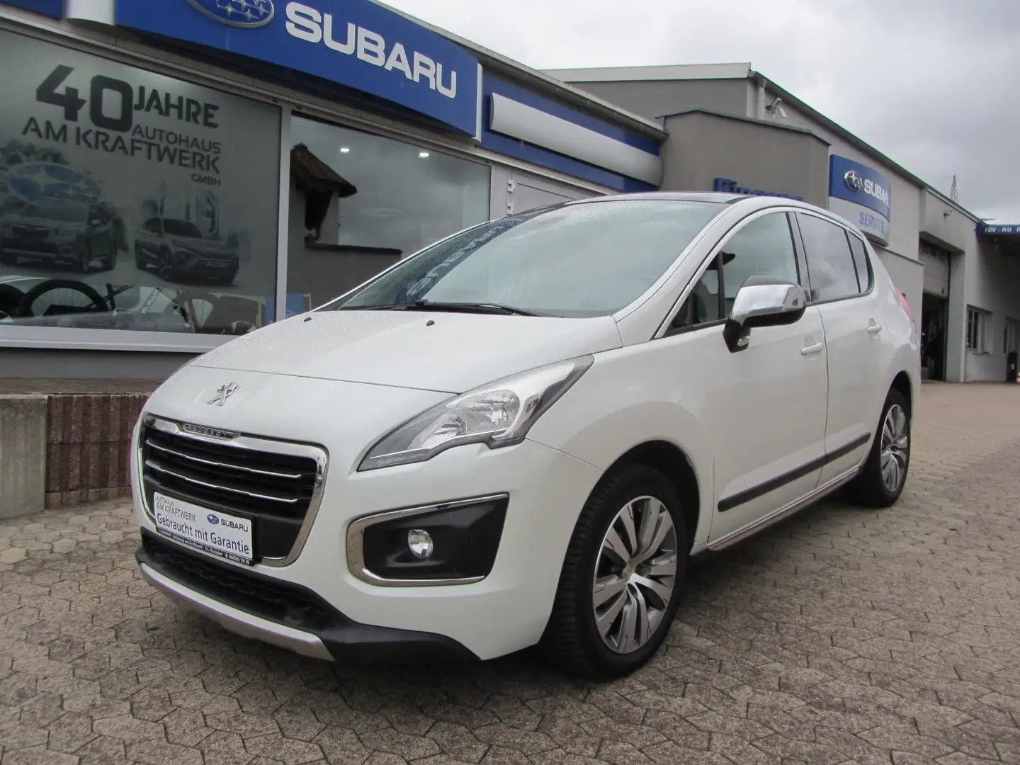 Peugeot 3008 Turbo 1.6 Bianco - 1