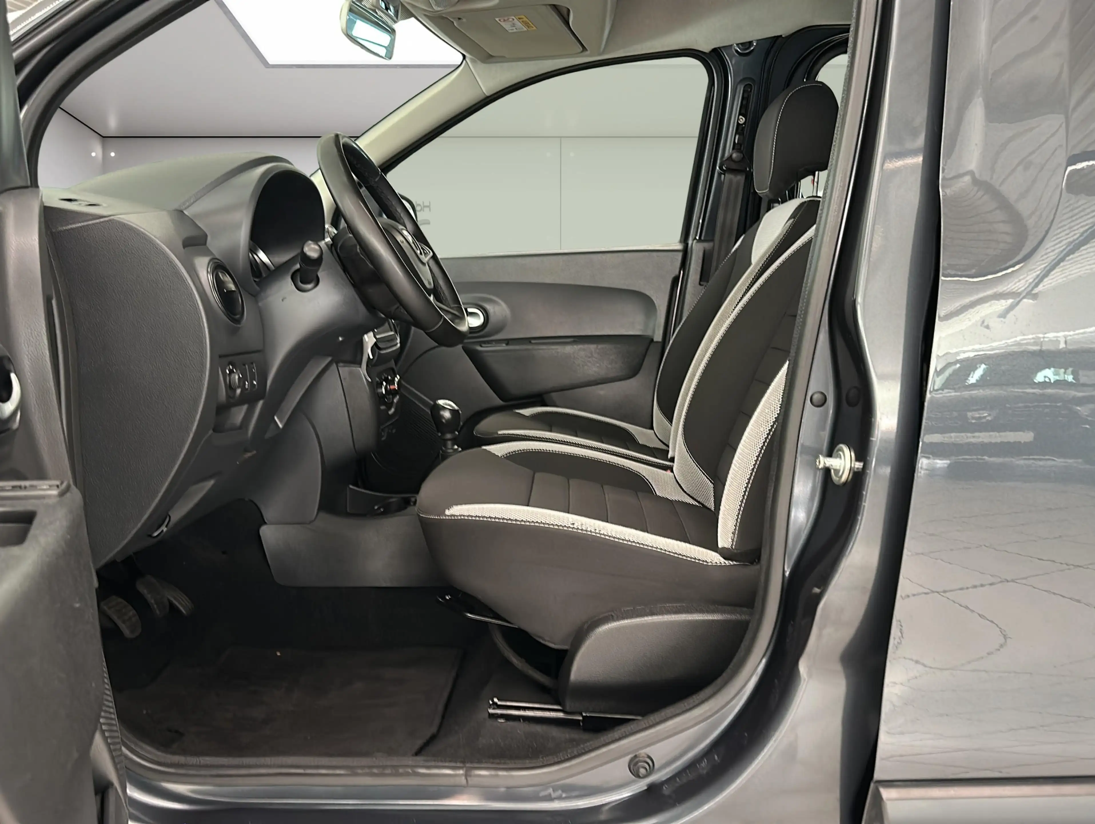 Dacia Dokker 1.3 TCe Stepway|Klima|Navi|DAB|AHK|Tempo| — photo 12