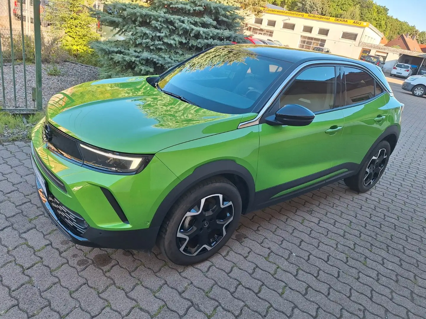 Opel Mokka Ultimate Grün - 2