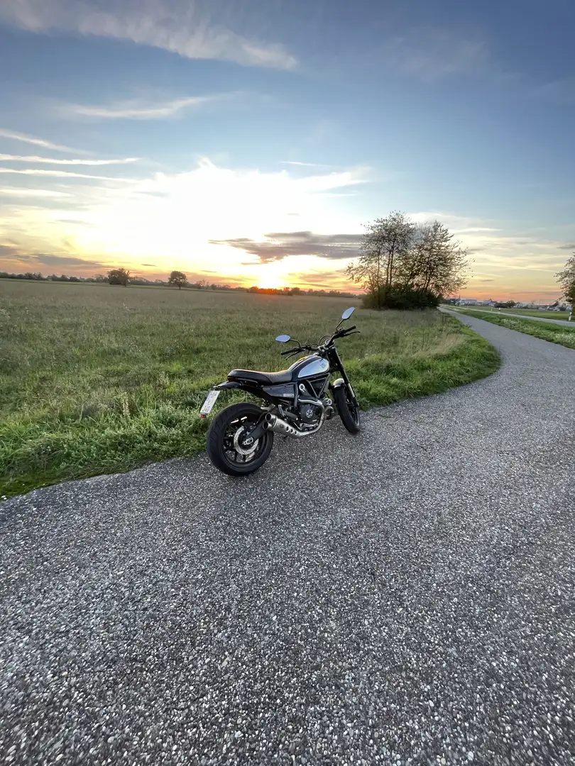 Ducati Scrambler Ducati Scrambler 800 - 1