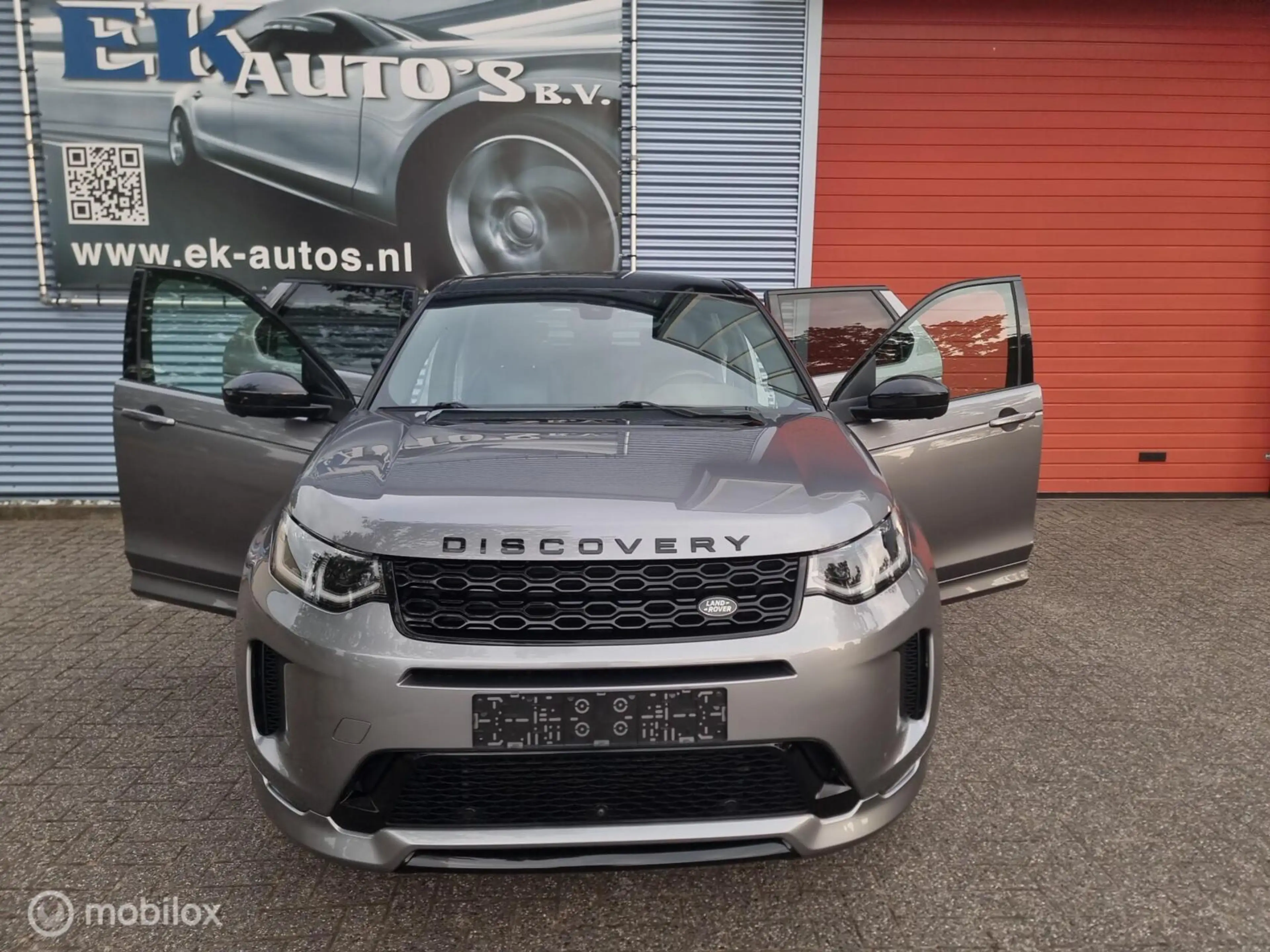 Land Rover Discovery Sport P300e 1.5 R-Dynamic. 4x4 309 pk — photo 4