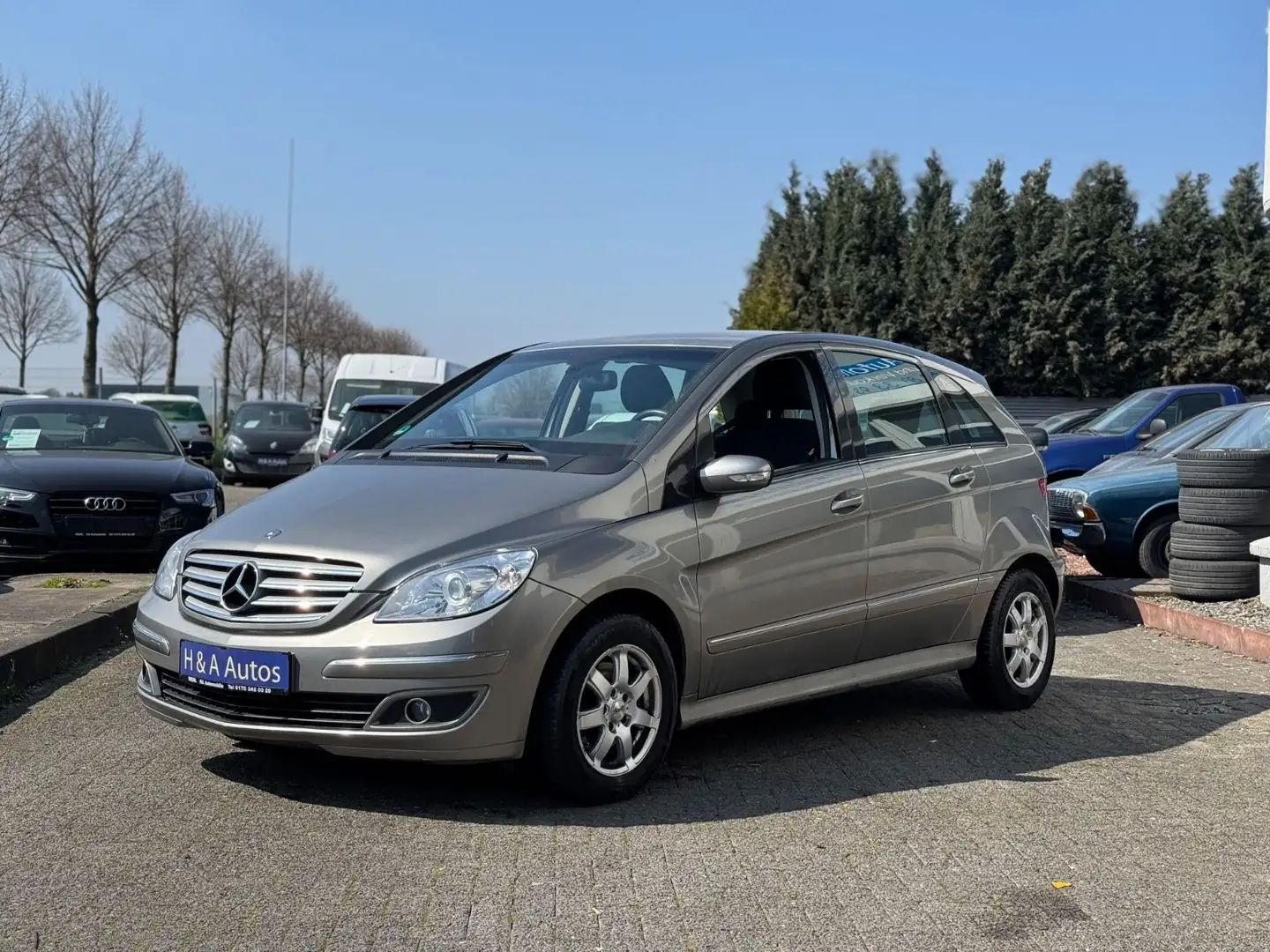 Mercedes-Benz B 200 B -Klasse B 200 CDI Gris - 1