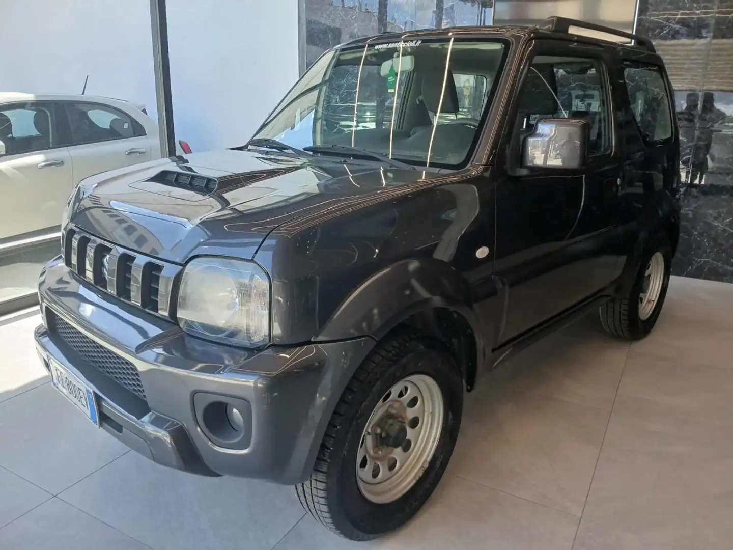 Suzuki Jimny 1.3 4WD Evolution (Garanzia 12 Mesi) Gris - 2