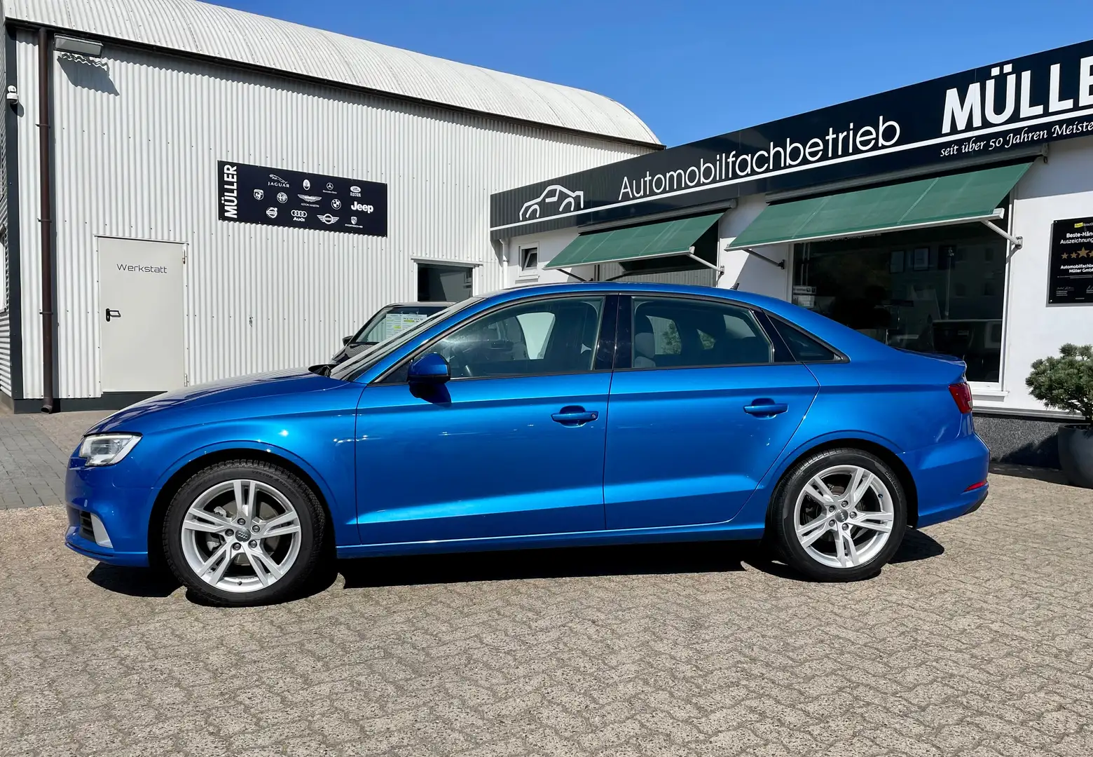 Audi A3 1.0 TFSI Lim."Sport"+NAVI+LED+2xPDC+Sitzhzg+Tempom Bleu - 2