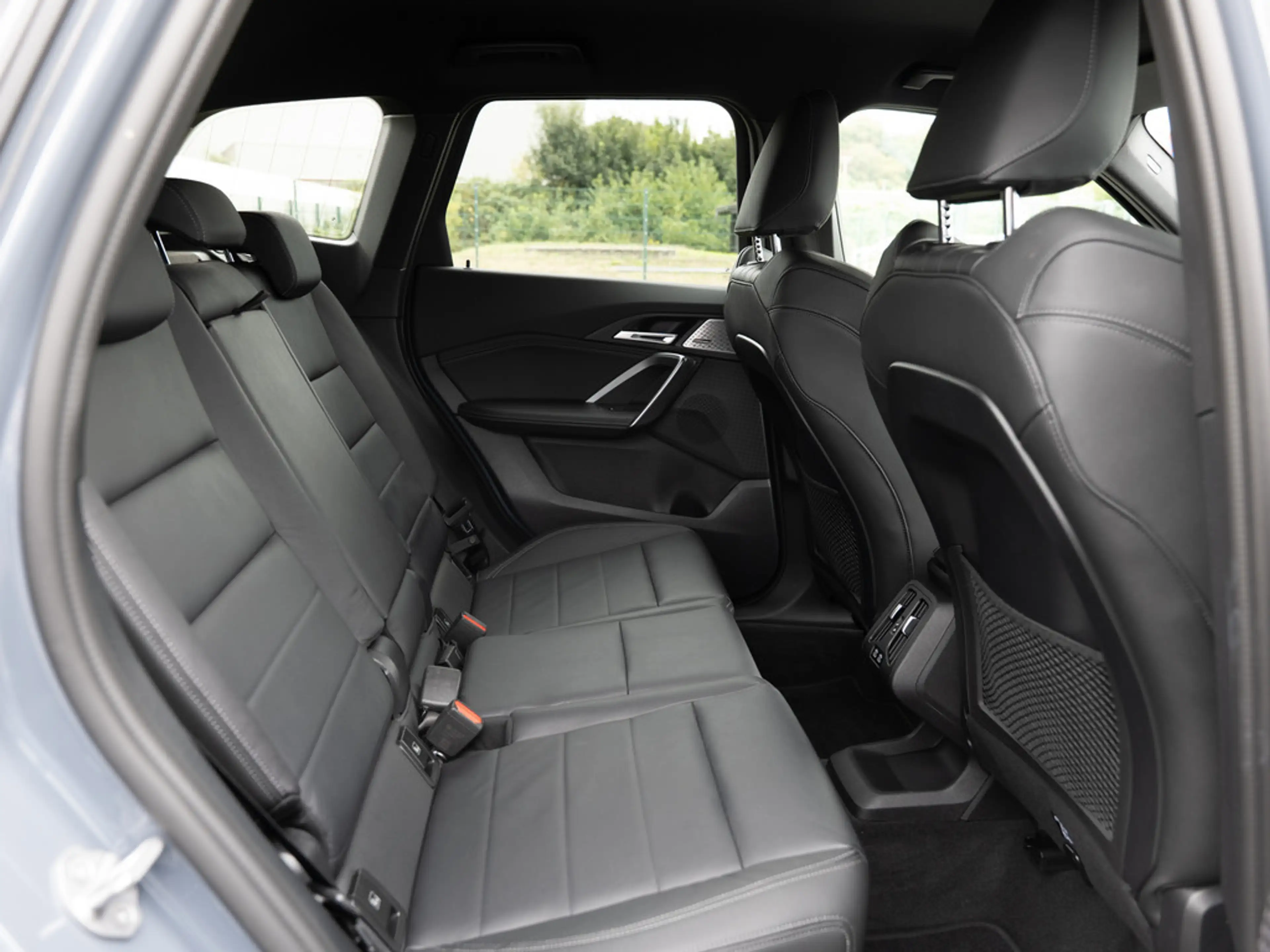 BMW X1 xDrive 23d M-Sport AHK 360° LED ACC NAVI — photo 9