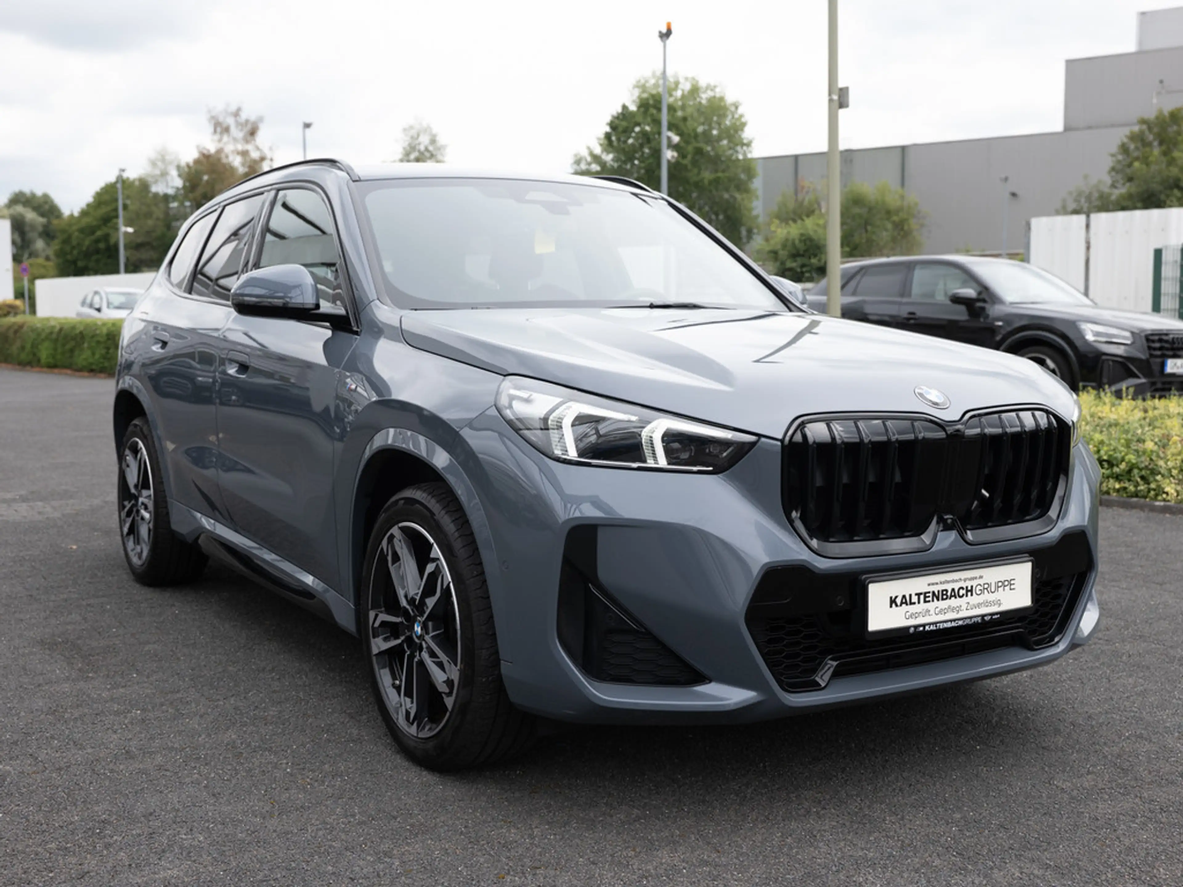 BMW X1 xDrive 23d M-Sport AHK 360° LED ACC NAVI — photo 4
