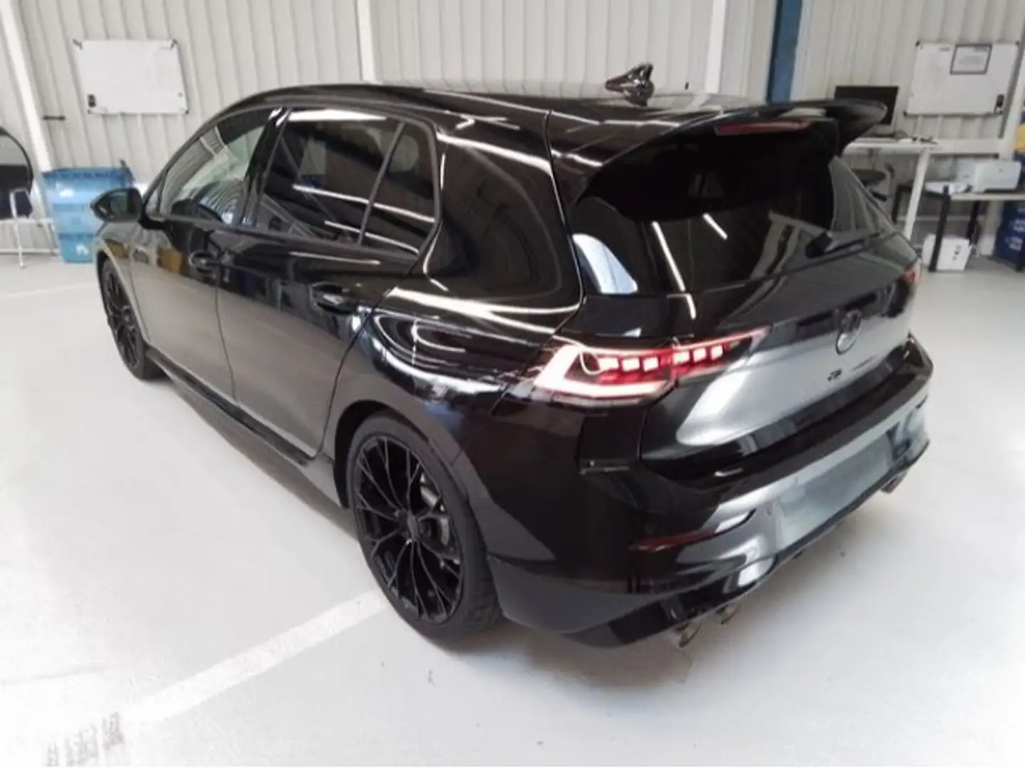 Volkswagen Golf 8 R Black Edition 2.0 TSI DSG 4M Negro - 2